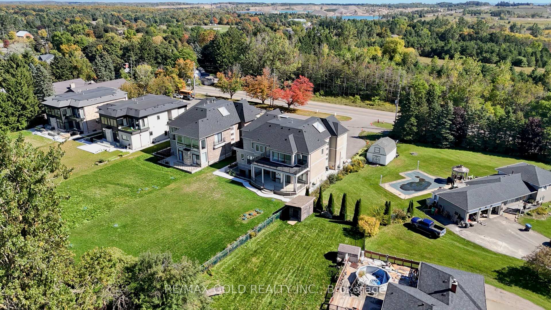 Photo 66 of 2874 Charleston Side Road, Caledon, Caledon Village — HOMEH