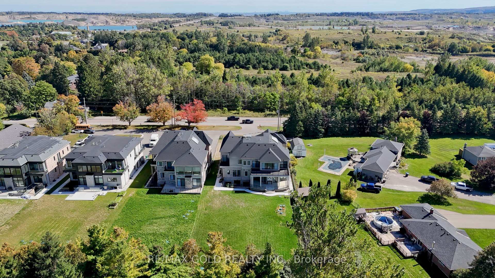 Photo 68 of 2874 Charleston Side Road, Caledon, Caledon Village — HOMEH
