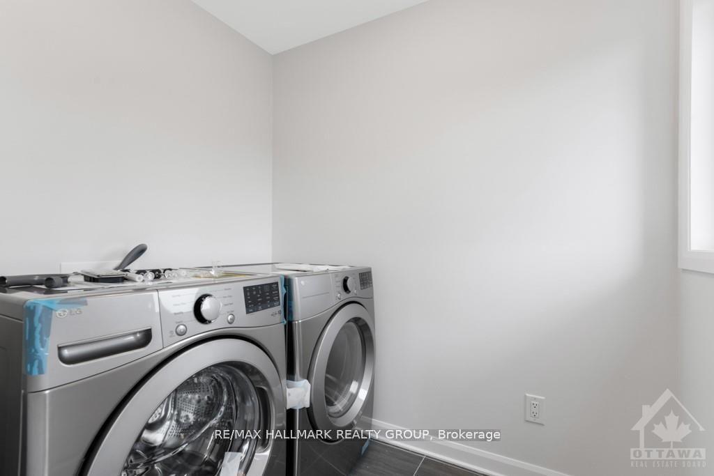 Photo 17 of 542 Anchor Circle, Ottawa, Mahogany Community — HOMEH
