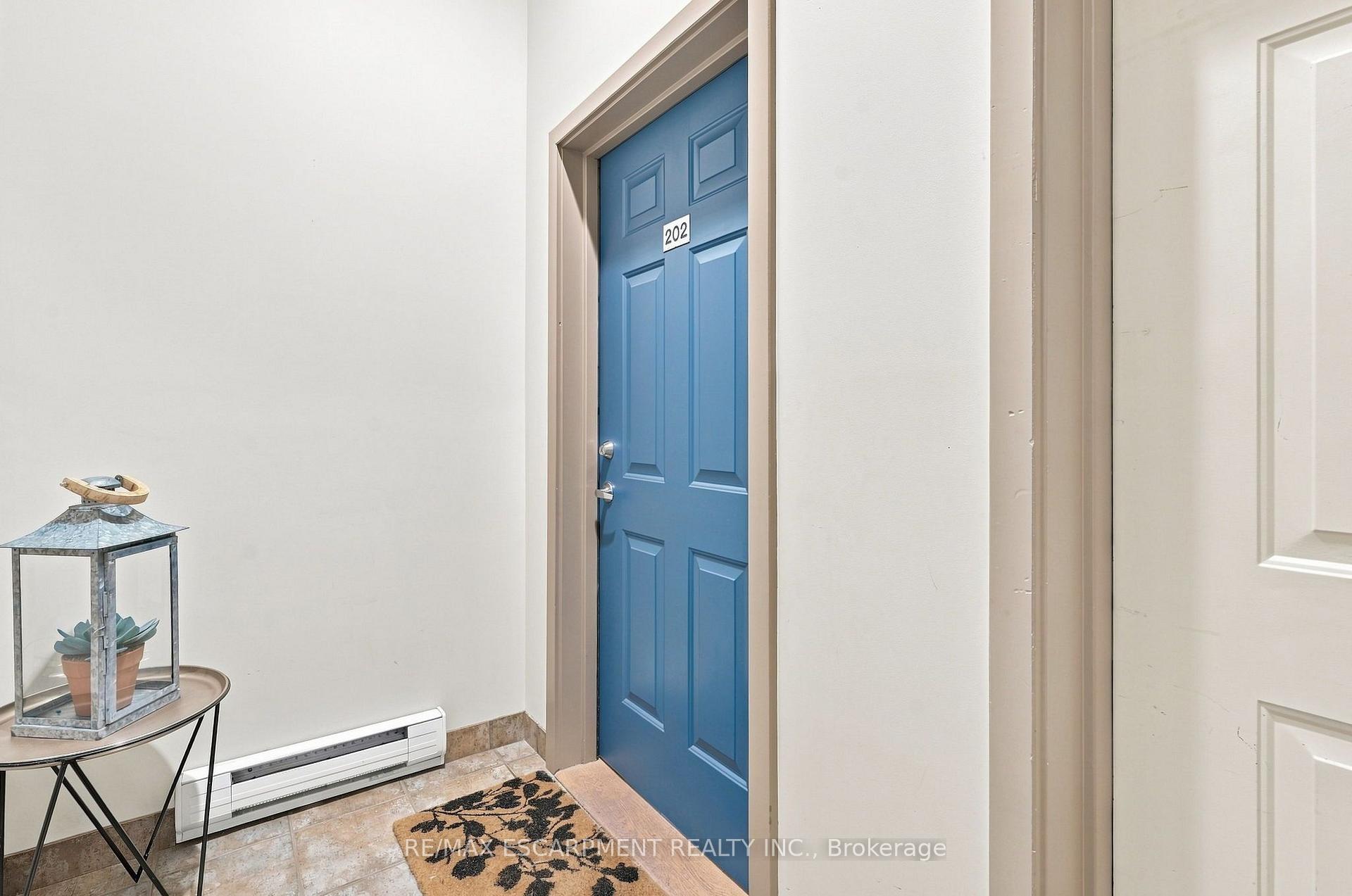 Photo 7 of Unit 202, 54 Alanson Street, Hamilton, Stinson — HOMEH