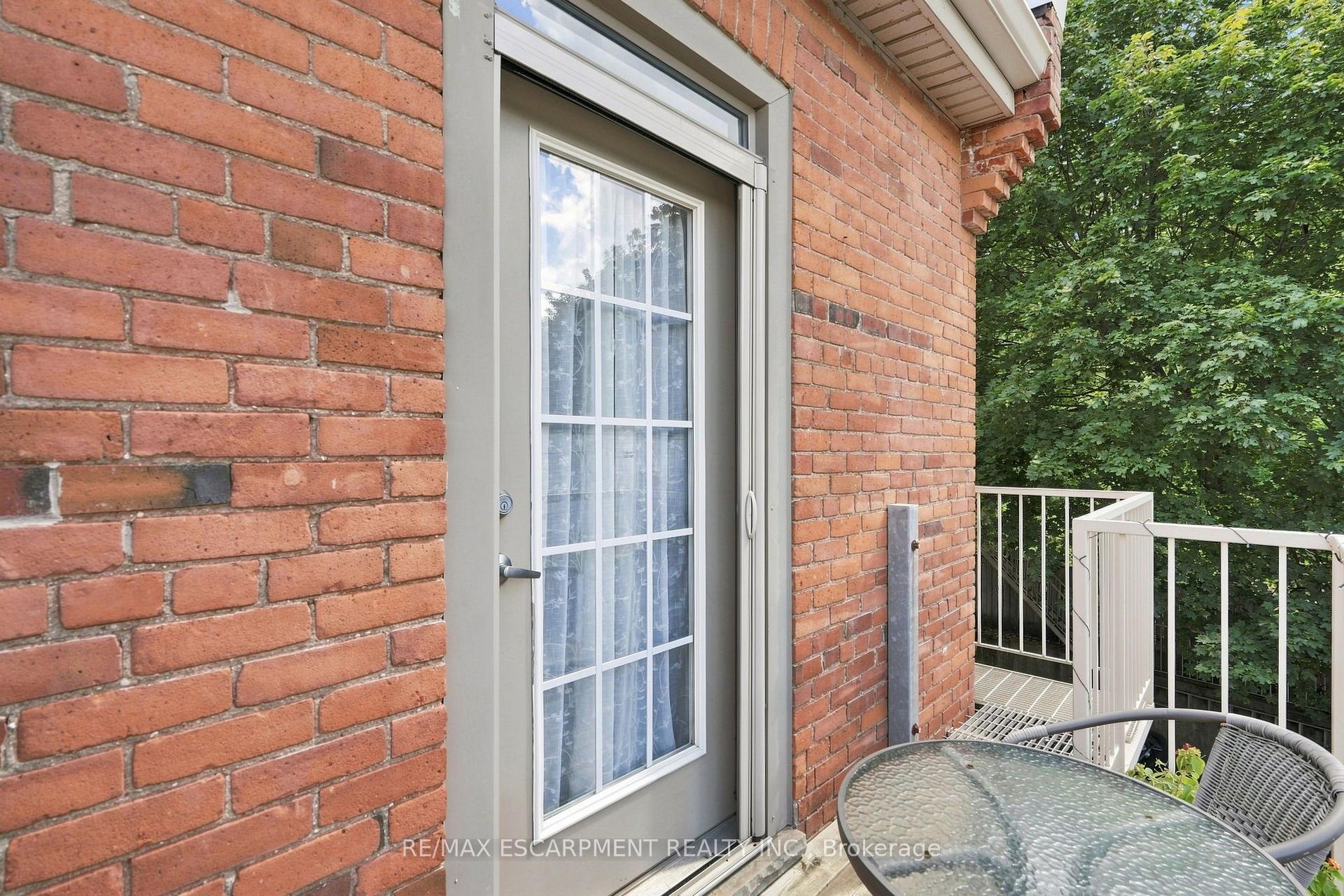 Photo 23 of Unit 202, 54 Alanson Street, Hamilton, Stinson — HOMEH
