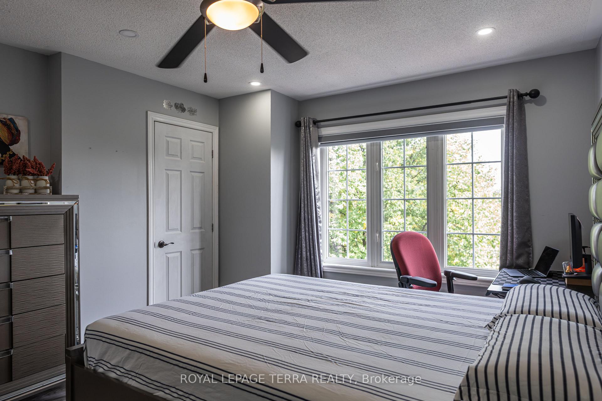 Photo 19 of Unit 7, 2871 Darien Road, Burlington, Rose — HOMEH