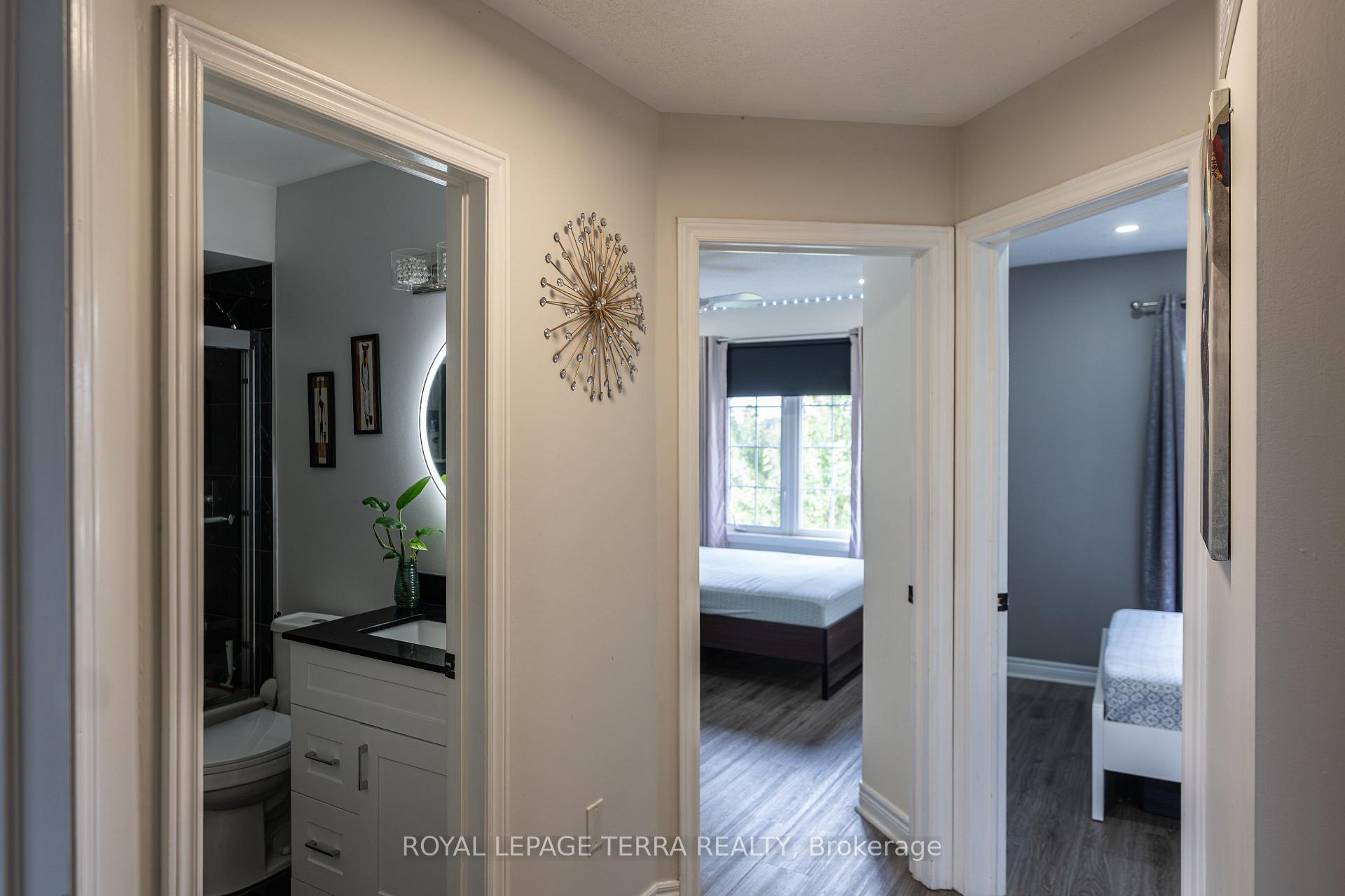 Photo 26 of Unit 7, 2871 Darien Road, Burlington, Rose — HOMEH