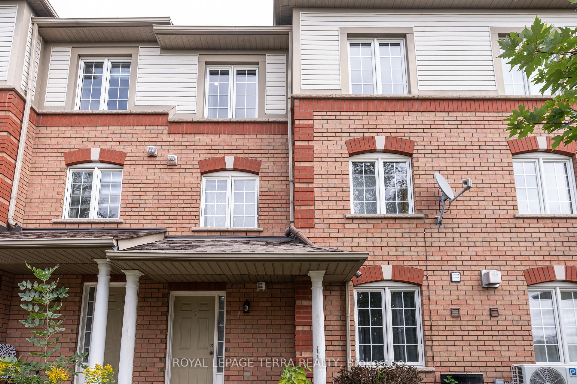 Photo 30 of Unit 7, 2871 Darien Road, Burlington, Rose — HOMEH
