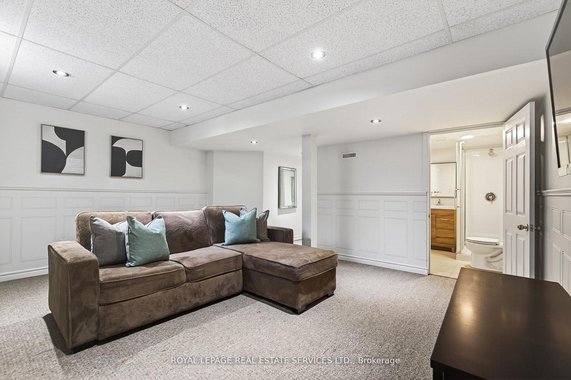 Photo 30 of 2307 Stone Glen Crescent, Oakville, Westmount — HOMEH