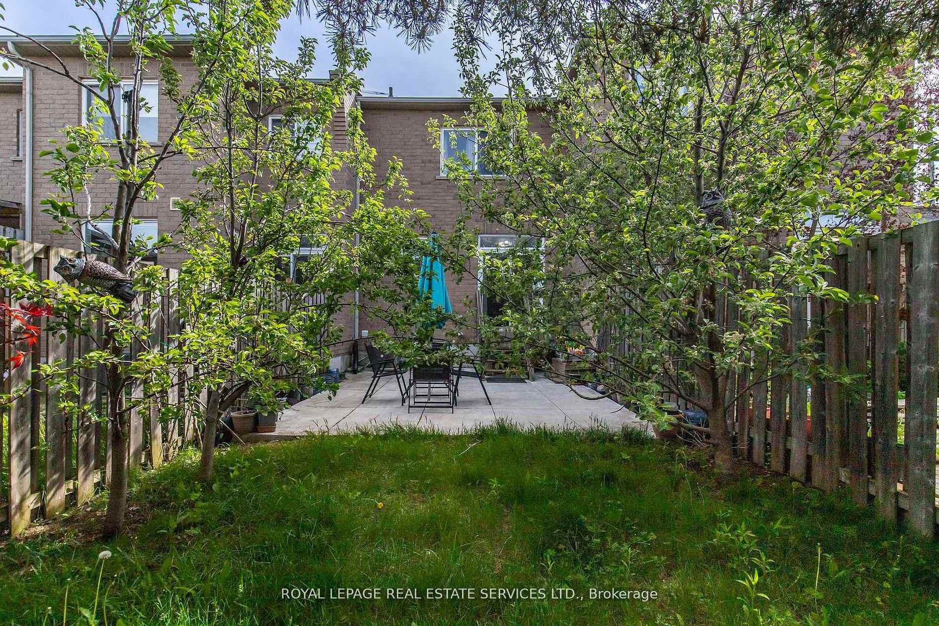 Photo 36 of 2307 Stone Glen Crescent, Oakville, Westmount — HOMEH