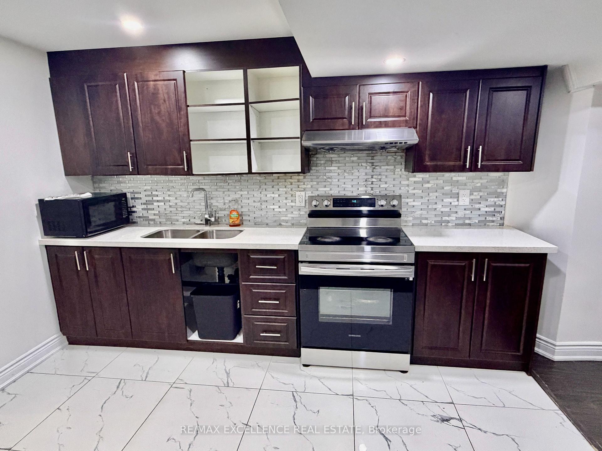 Photo 6 of Unit BSMT, 24 Lanark Circle, Brampton, Credit Valley — HOMEH