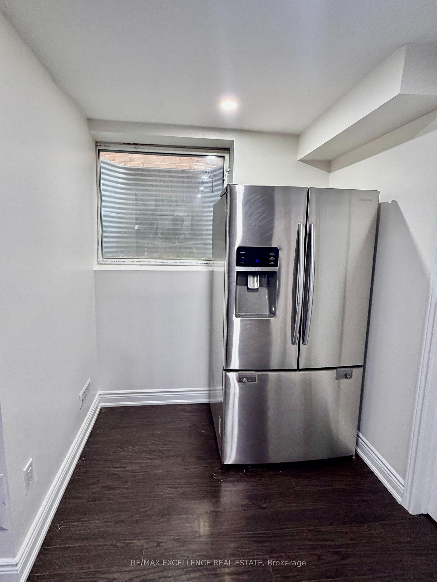 Photo 7 of Unit BSMT, 24 Lanark Circle, Brampton, Credit Valley — HOMEH