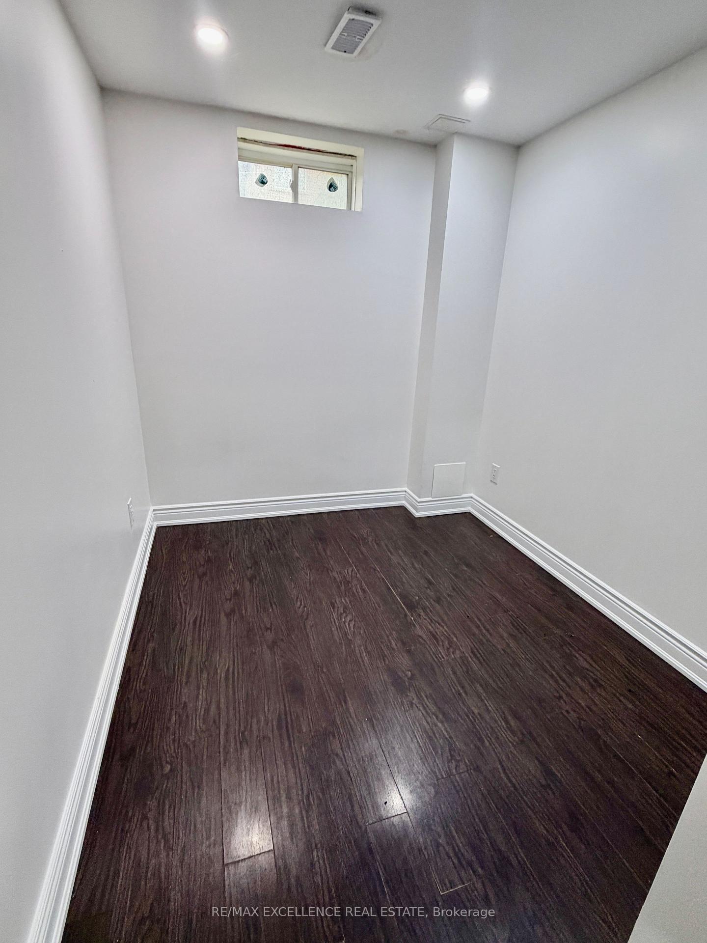 Photo 11 of Unit BSMT, 24 Lanark Circle, Brampton, Credit Valley — HOMEH