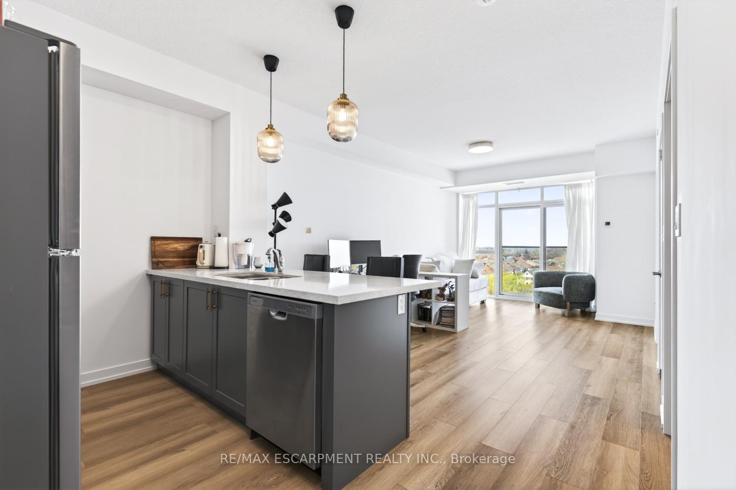 Photo 12 of Unit 804, 470 Dundas Street E, Hamilton, Waterdown — HOMEH