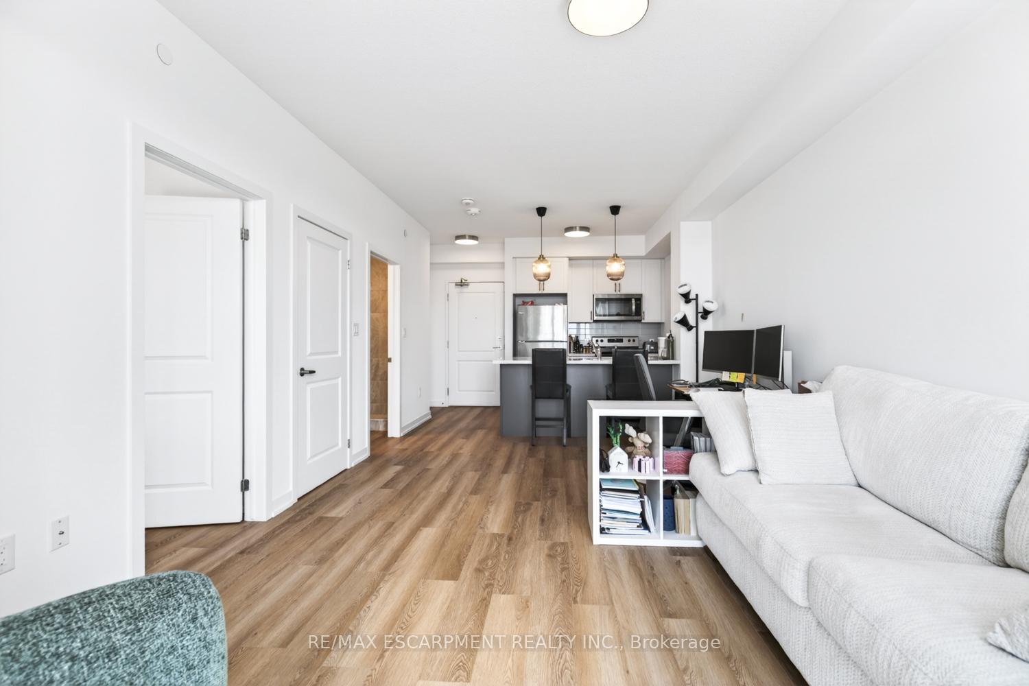 Photo 15 of Unit 804, 470 Dundas Street E, Hamilton, Waterdown — HOMEH
