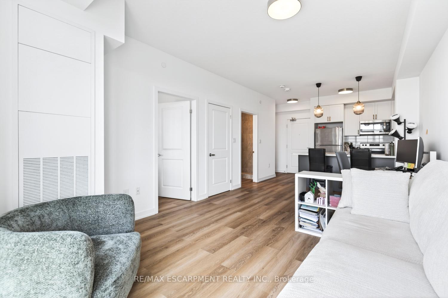 Photo 14 of Unit 804, 470 Dundas Street E, Hamilton, Waterdown — HOMEH