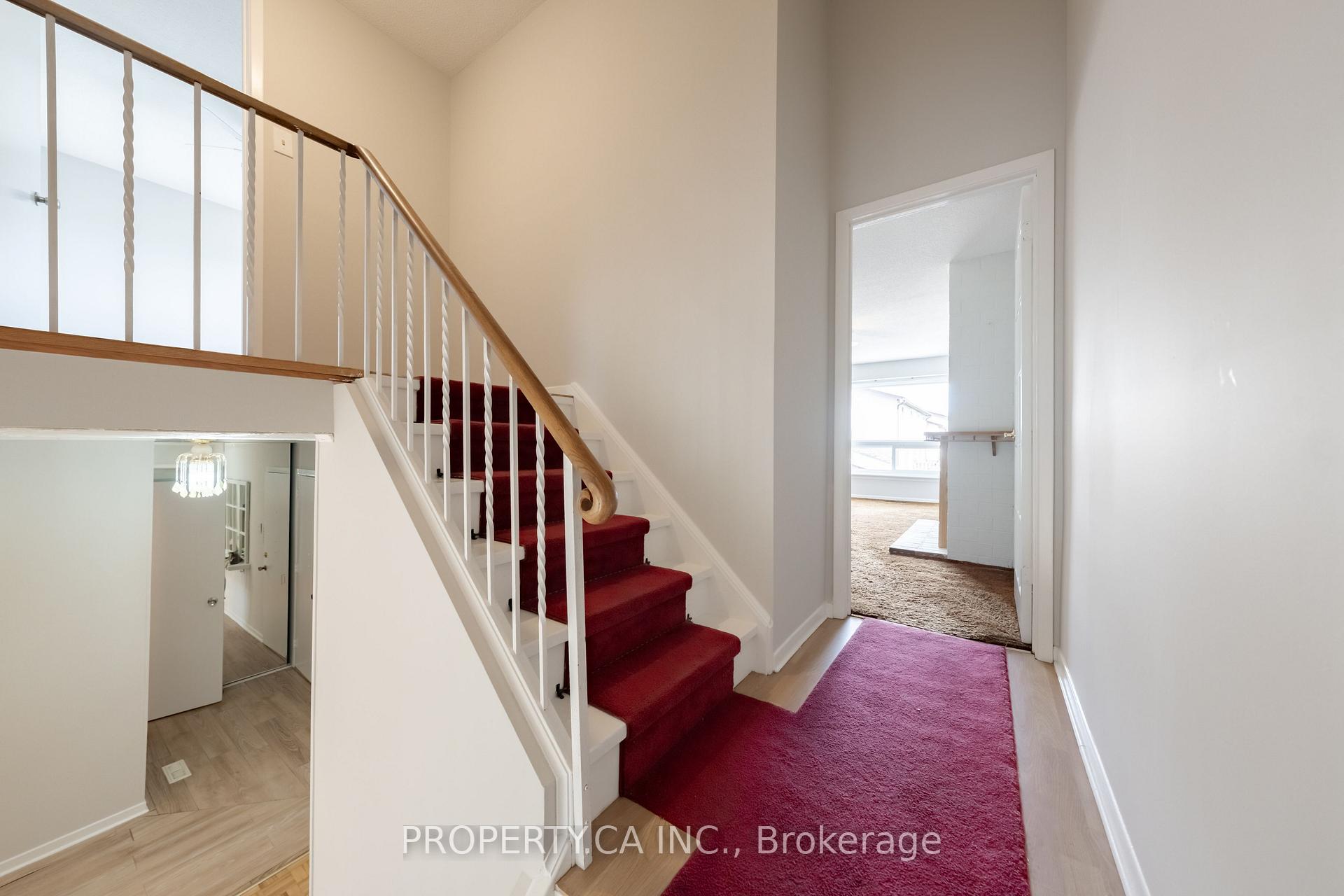 Photo 18 of 12 Deeprose Lane, Ajax, South East — HOMEH