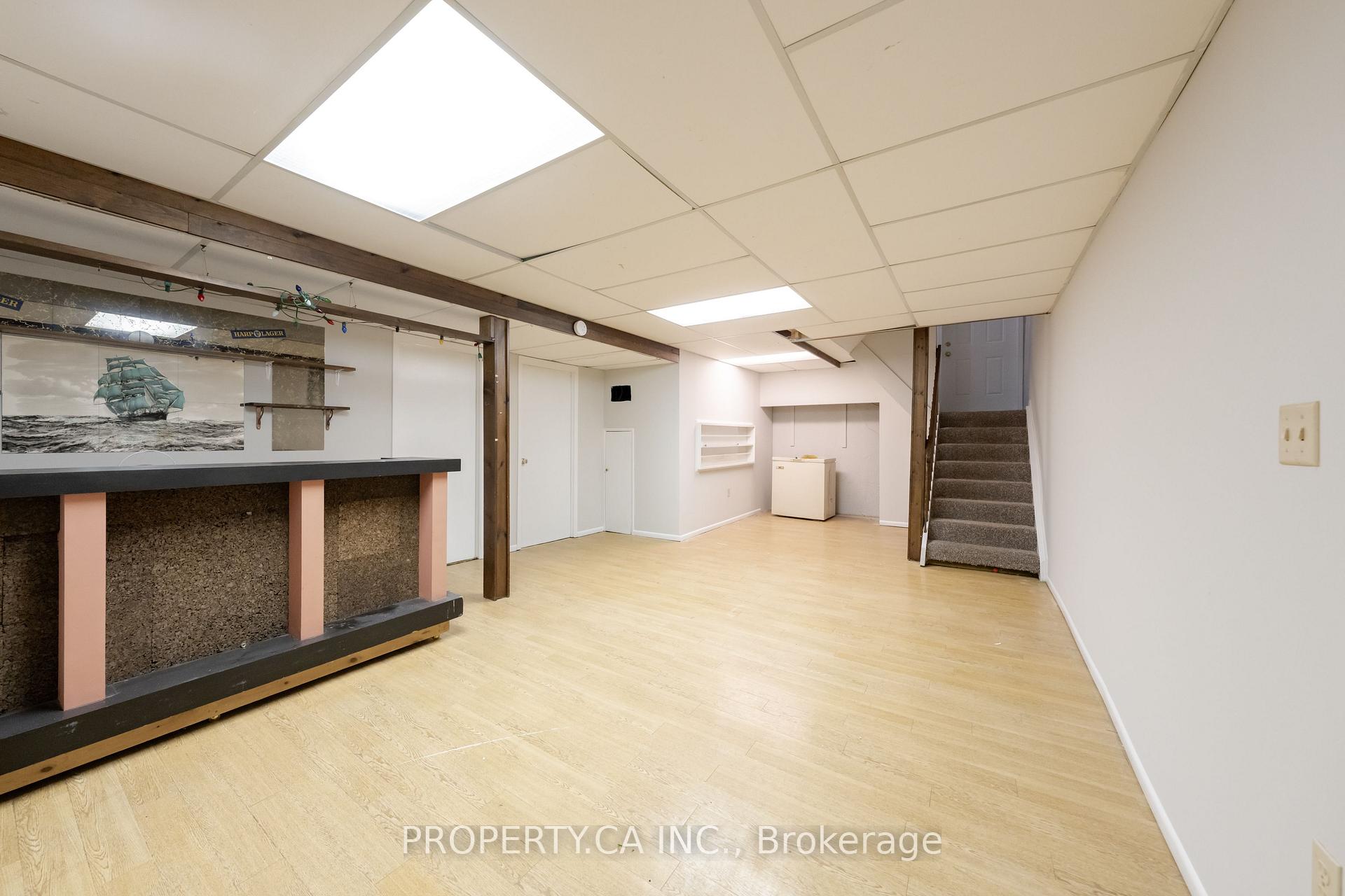 Photo 38 of 12 Deeprose Lane, Ajax, South East — HOMEH