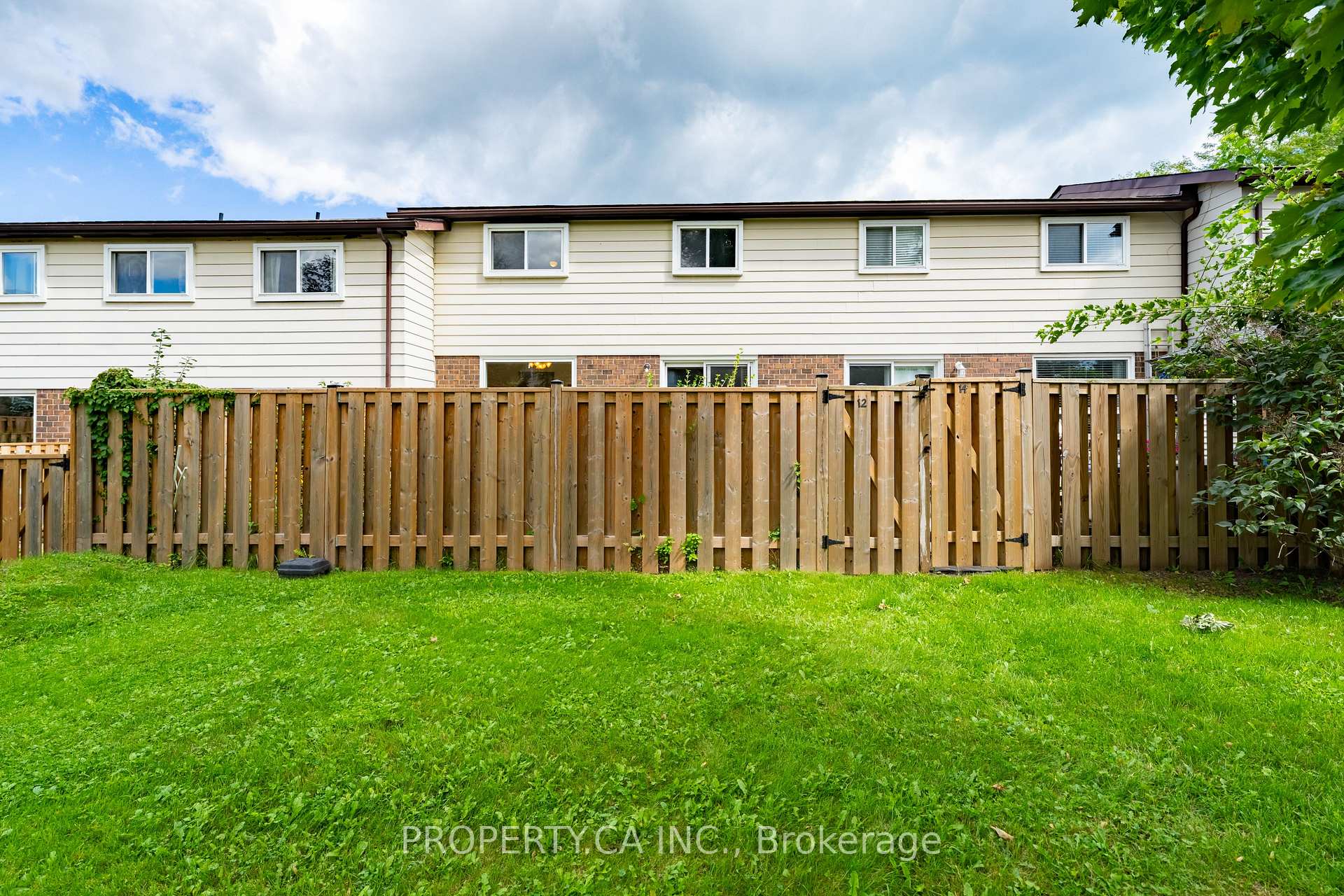 Photo 48 of 12 Deeprose Lane, Ajax, South East — HOMEH