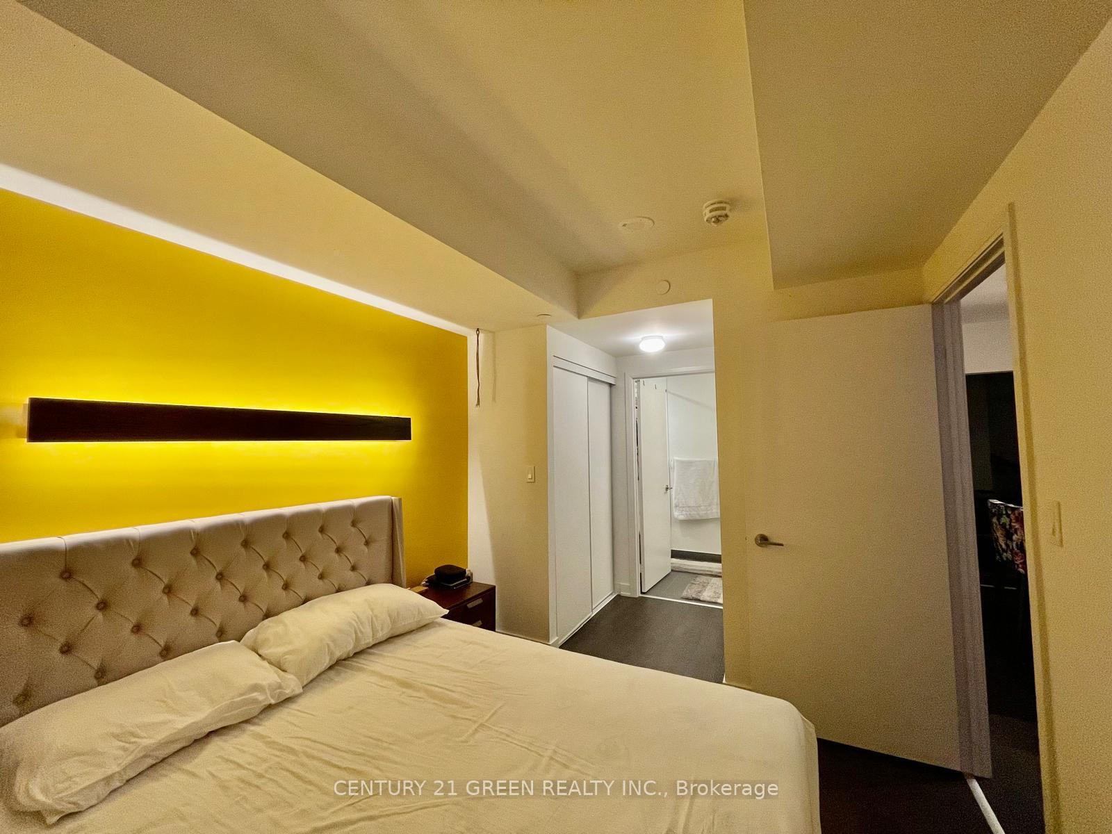 Photo 8 of Unit 715, 27 Bathurst Street, Toronto, Waterfront Communities — HOMEH