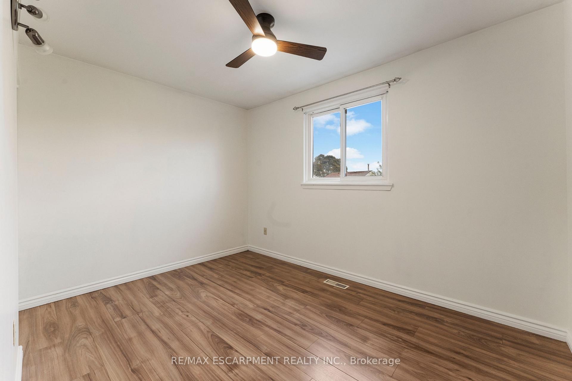 Photo 29 of 204 Birchcliffe Crescent, Hamilton, Berrisfield — HOMEH