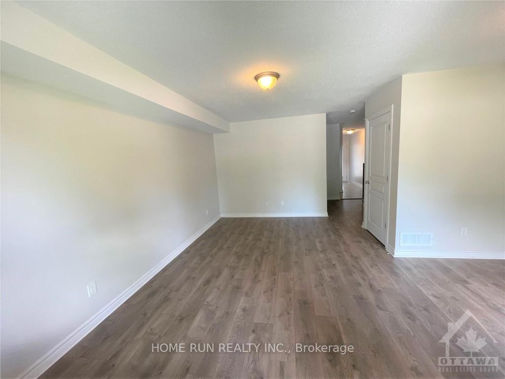 Photo 5 of 126 Wild Senna Way, Ottawa, Barrhaven - Longfields — HOMEH
