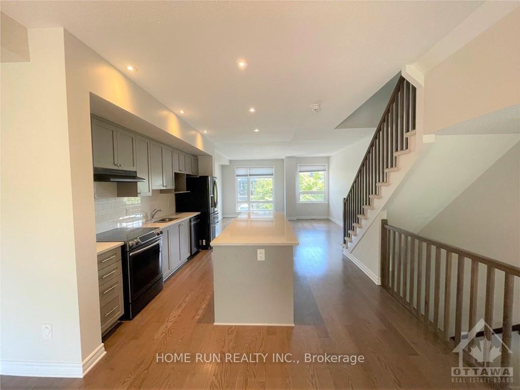 Photo 7 of 126 Wild Senna Way, Ottawa, Barrhaven - Longfields — HOMEH