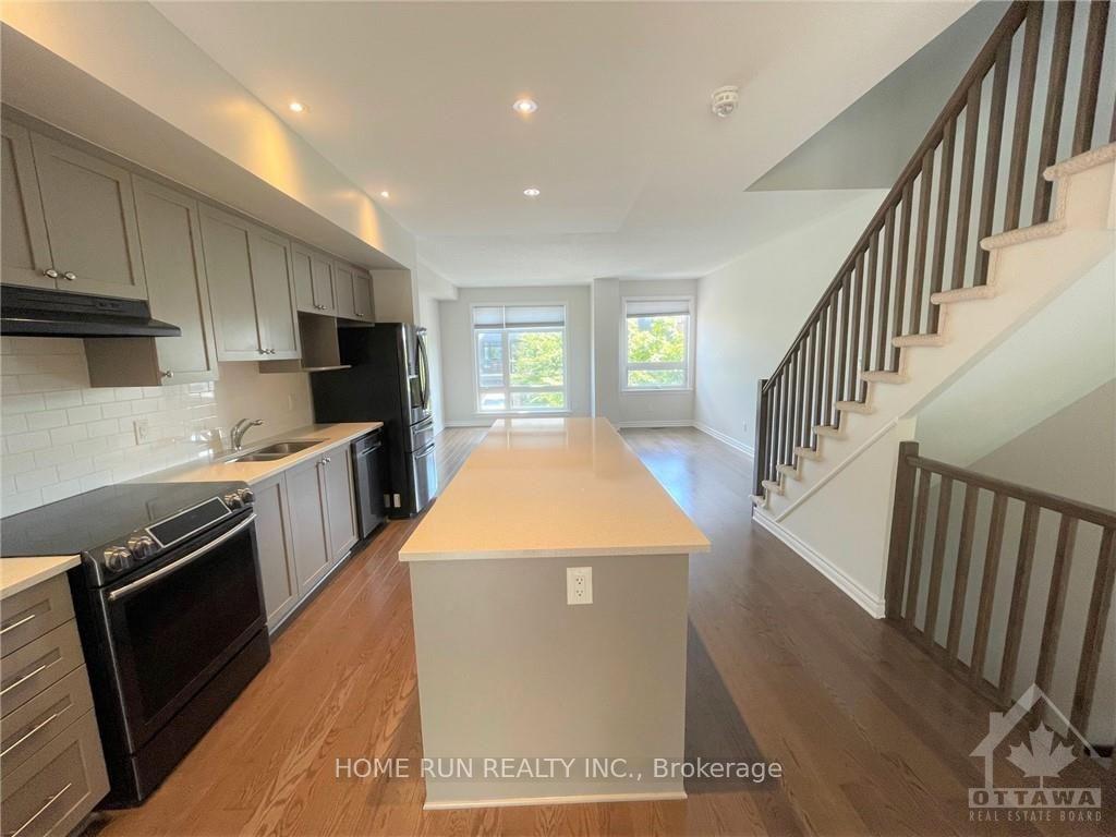 Photo 17 of 126 Wild Senna Way, Ottawa, Barrhaven - Longfields — HOMEH