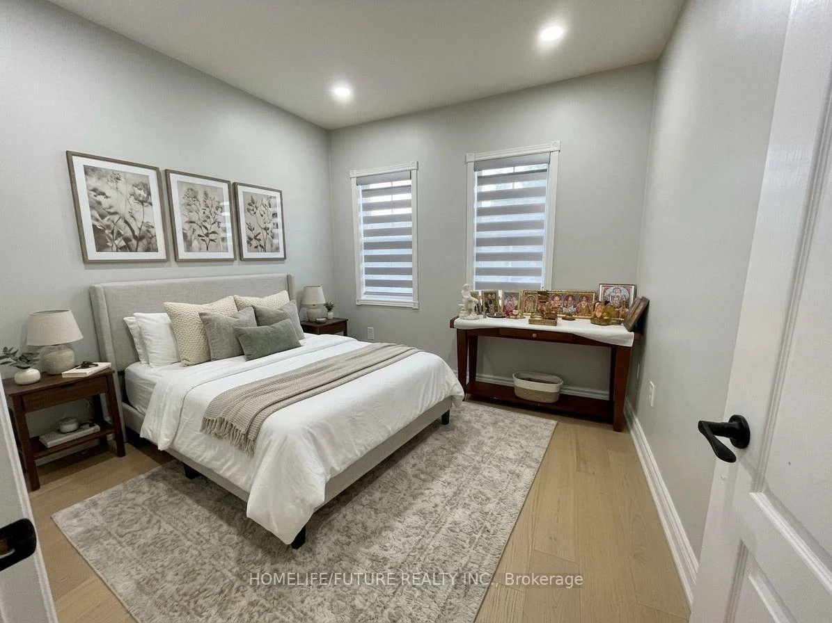 Photo 9 of 22 Crittenden Drive, Georgina, Keswick South — HOMEH