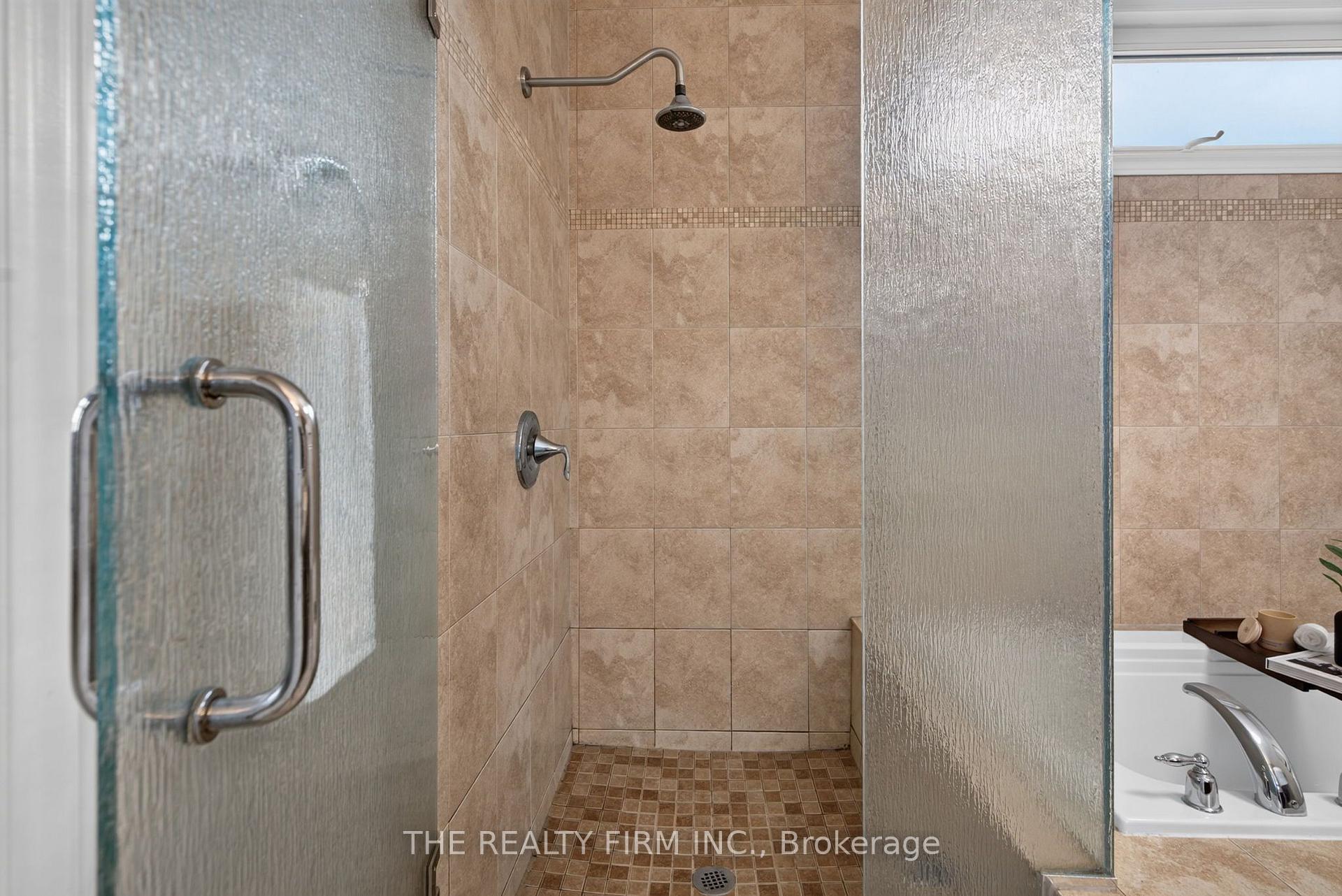 Photo 19 of 46 Ashwood Crescent, Middlesex Centre, Ilderton — HOMEH