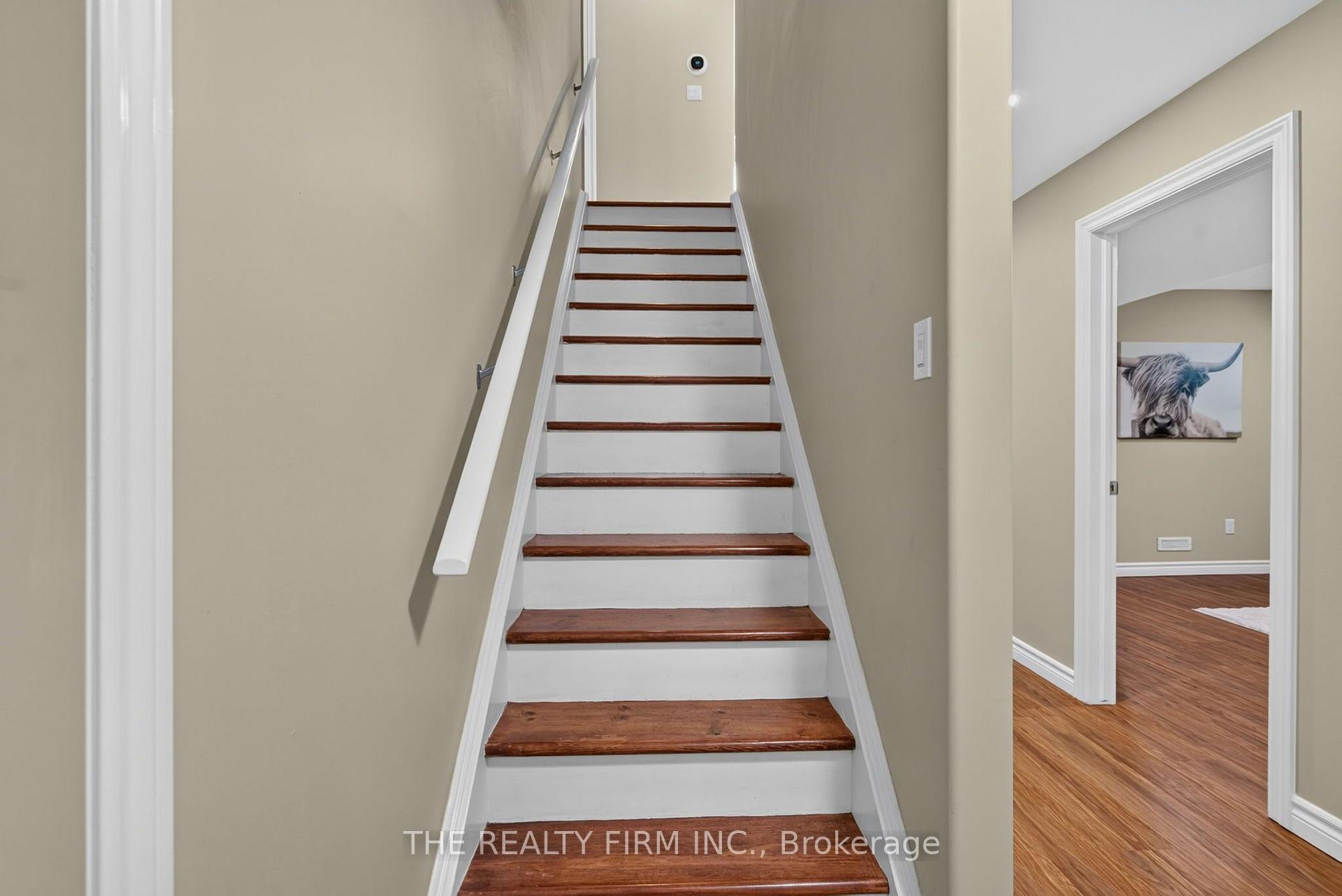 Photo 21 of 46 Ashwood Crescent, Middlesex Centre, Ilderton — HOMEH