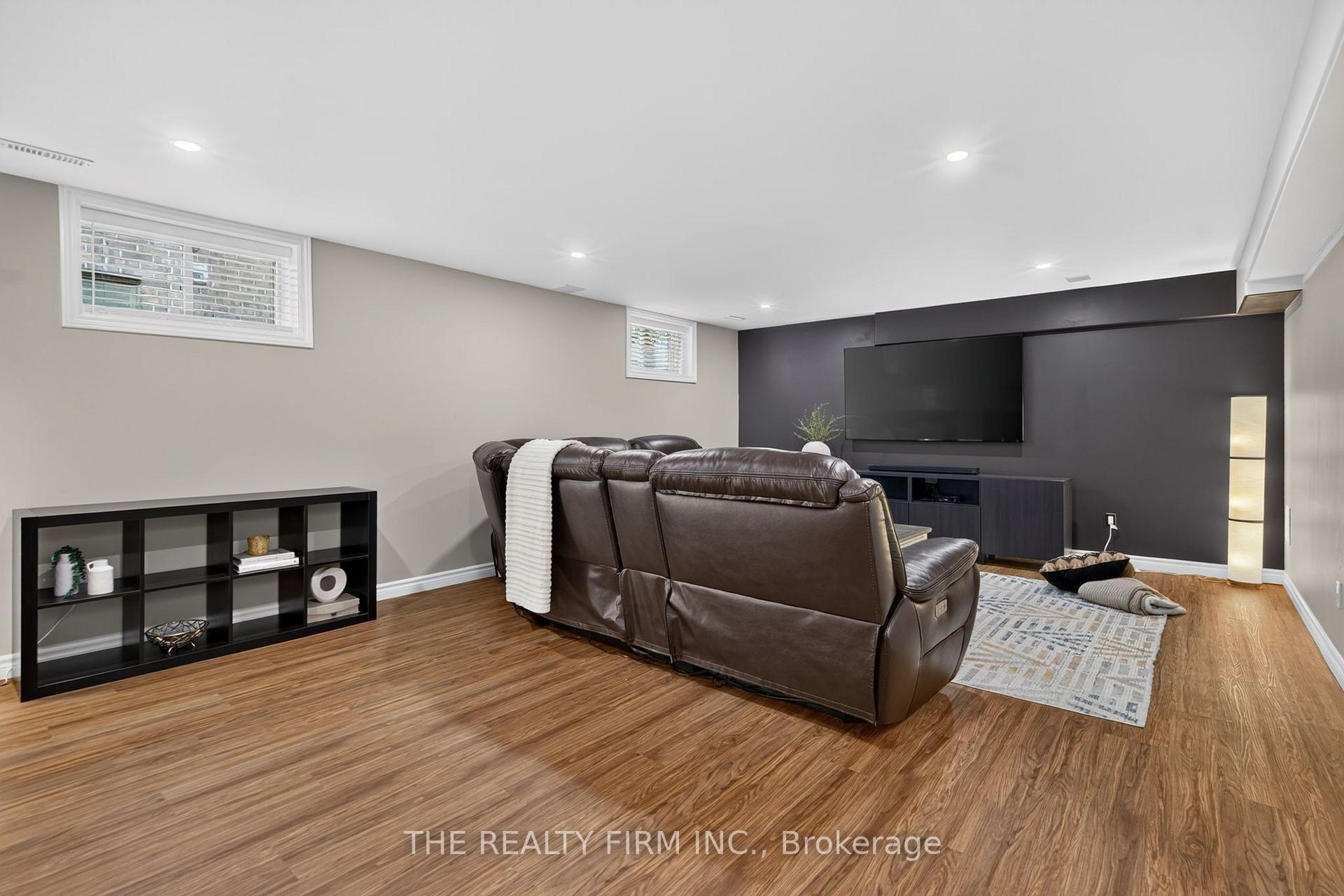 Photo 22 of 46 Ashwood Crescent, Middlesex Centre, Ilderton — HOMEH