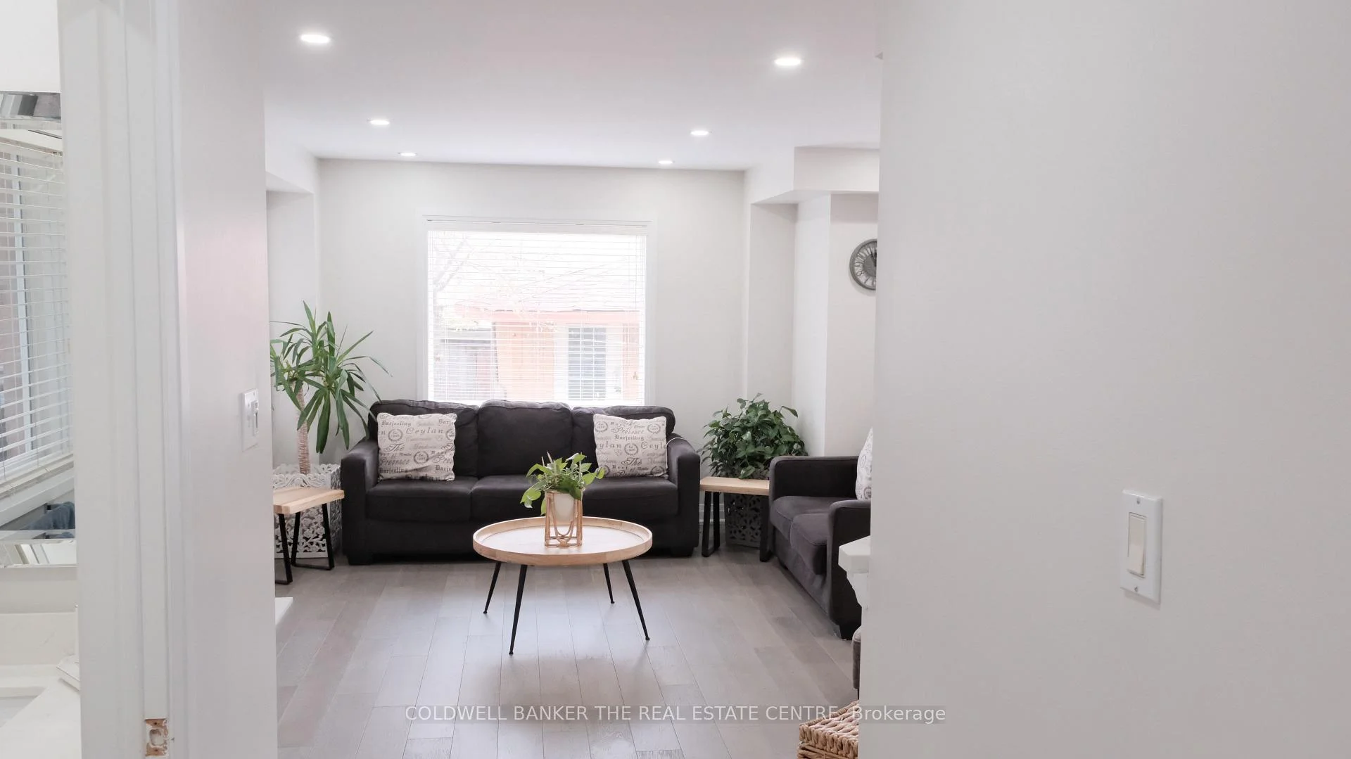 Photo 19 of 5350 Bushelgrove Circle, Mississauga, Central Erin Mills — HOMEH