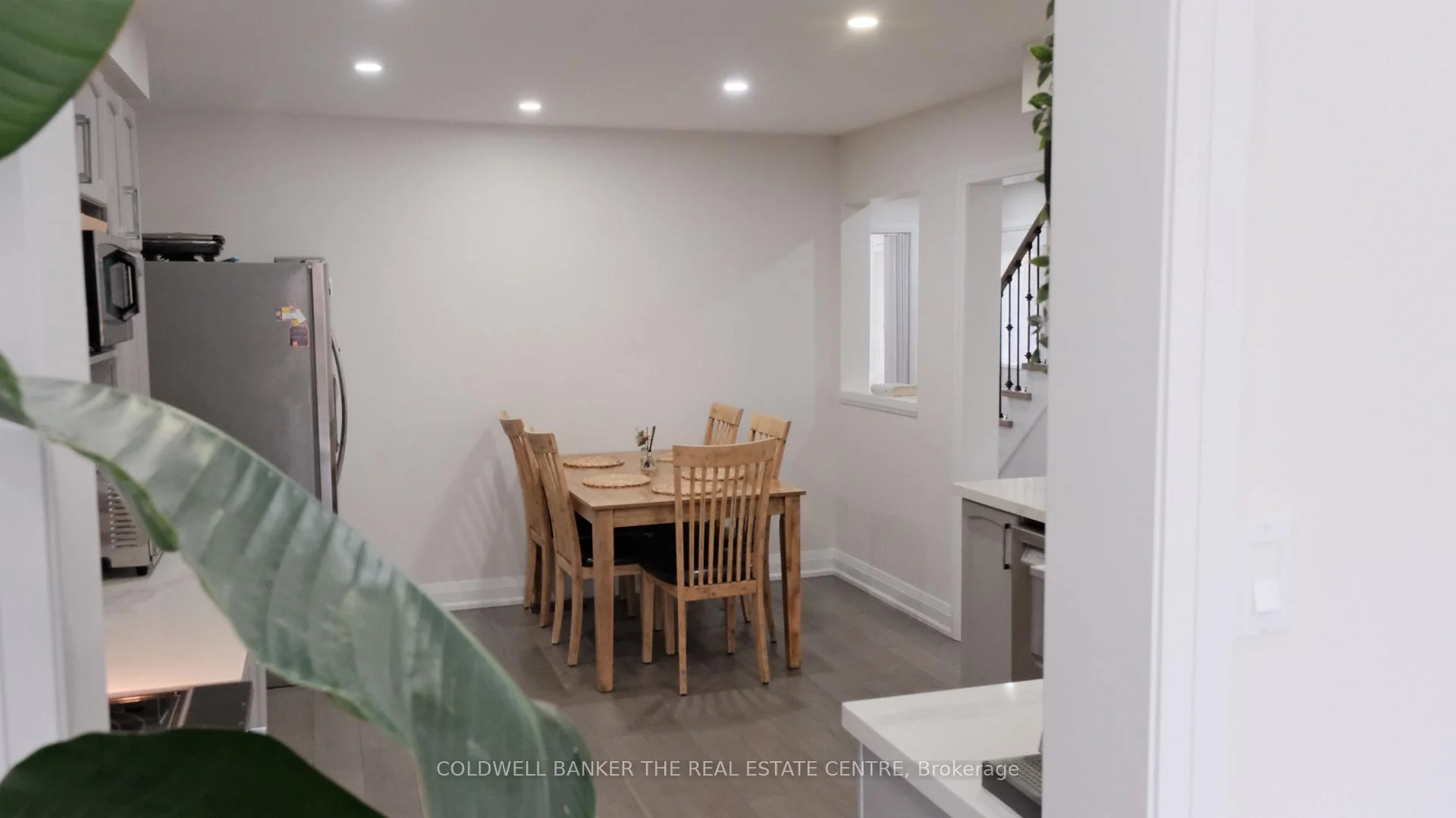 Photo 26 of 5350 Bushelgrove Circle, Mississauga, Central Erin Mills — HOMEH