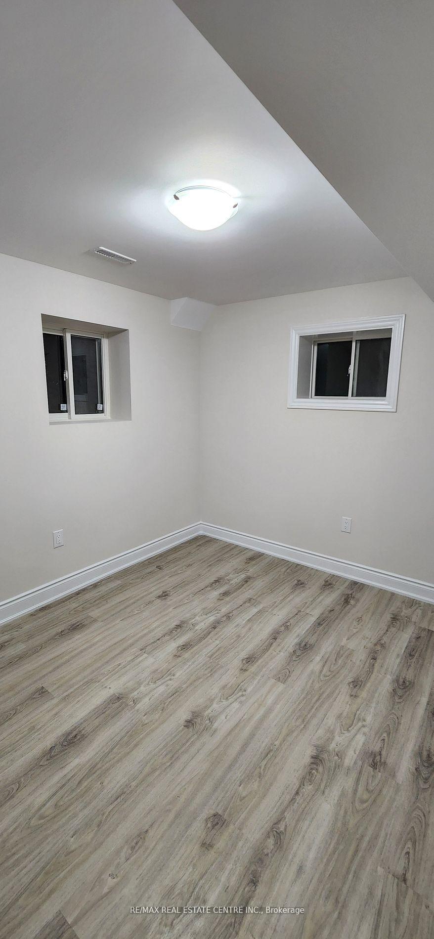 Photo 3 of Unit basement, 15 Dagwell Crescent, Ajax, Central West — HOMEH