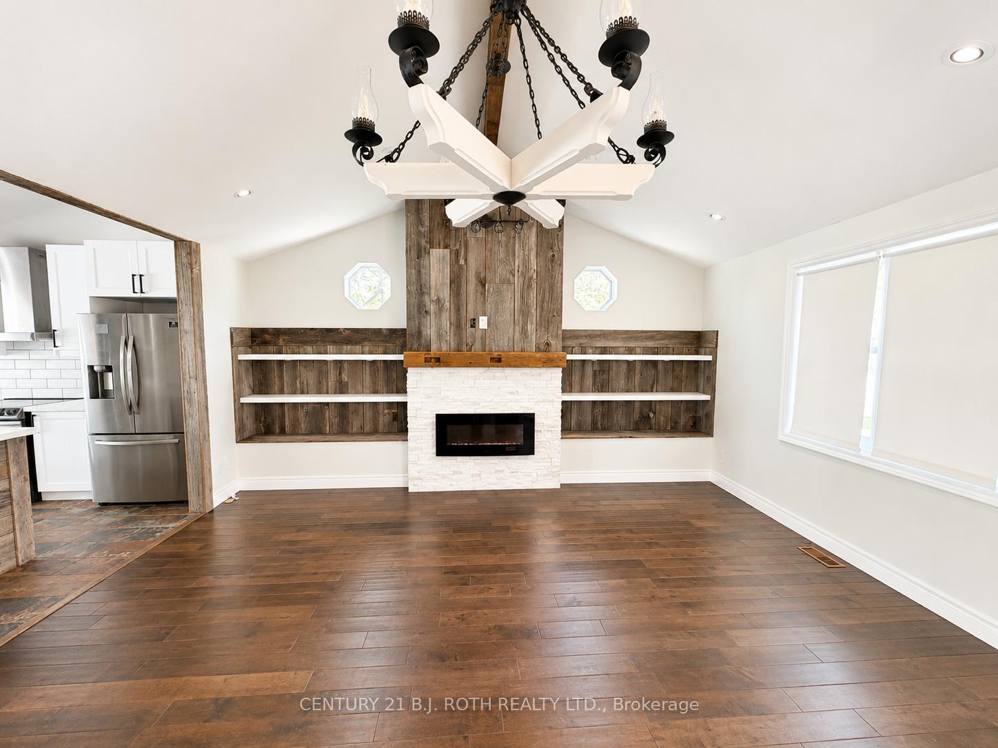 Photo 2 of 288 River Road E, Wasaga Beach — HOMEH