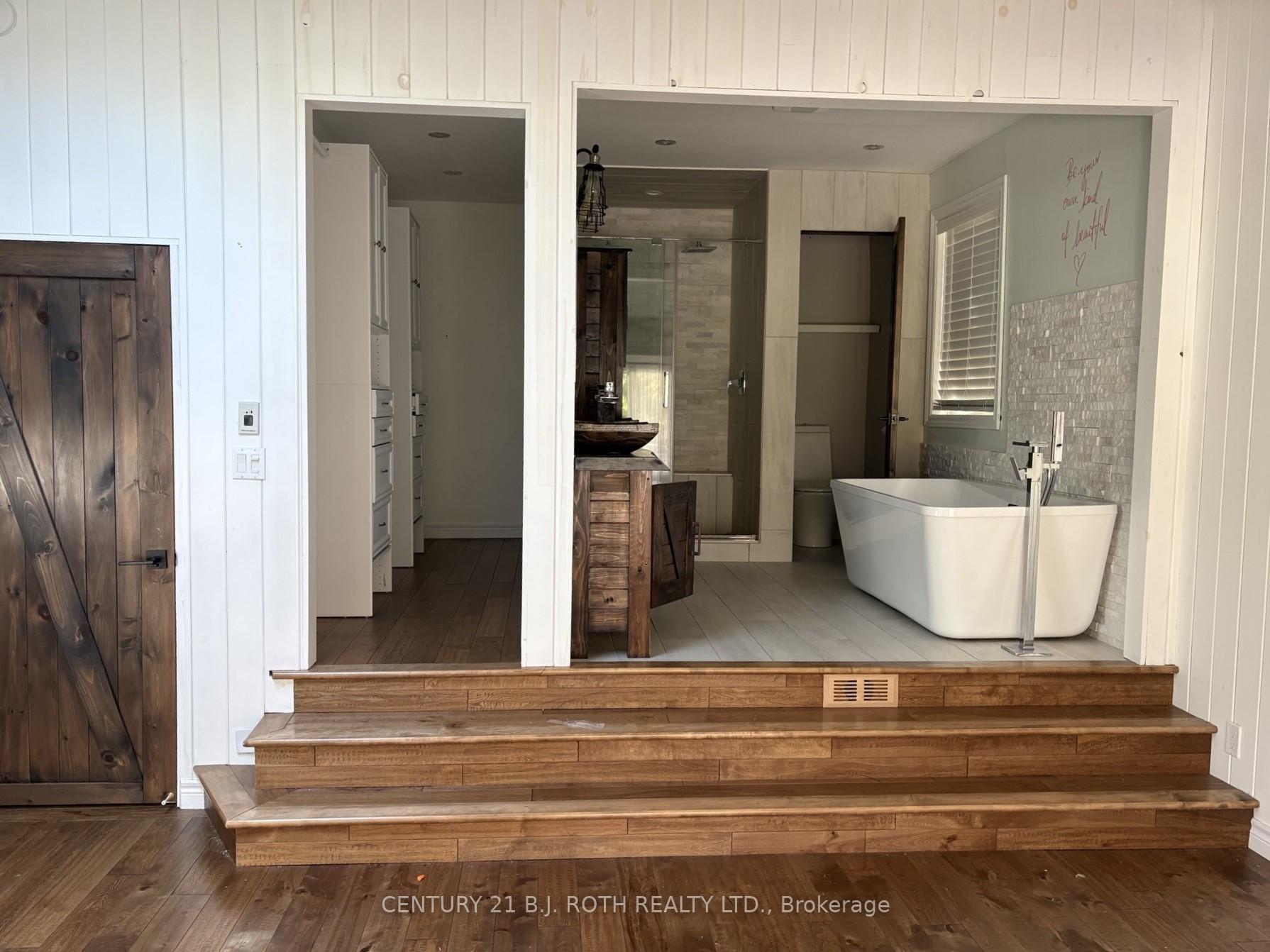 Photo 14 of 288 River Road E, Wasaga Beach — HOMEH