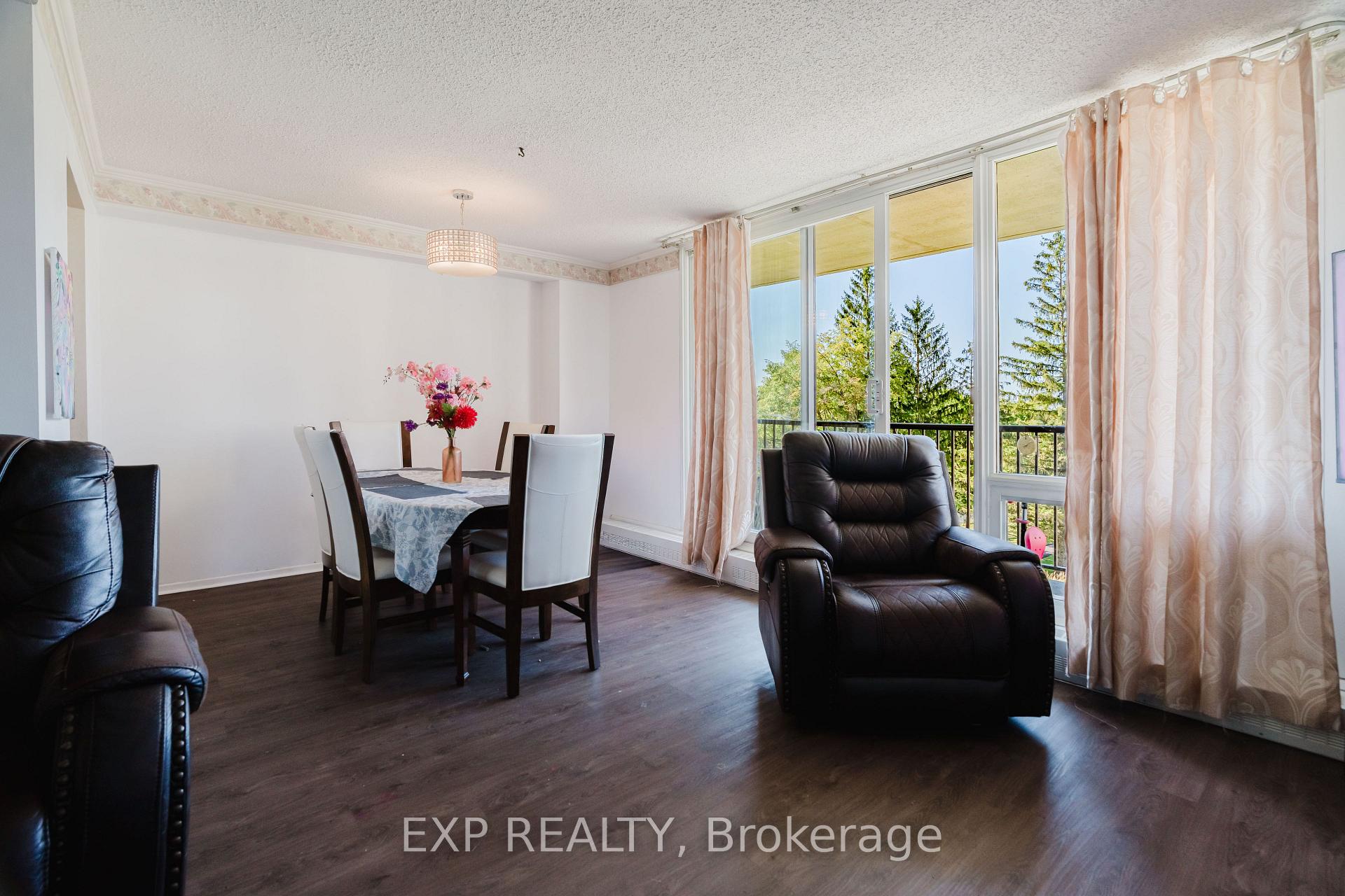 Photo 12 of Unit 404, 665 Bathgate Drive, Ottawa, Carson Meadows — HOMEH