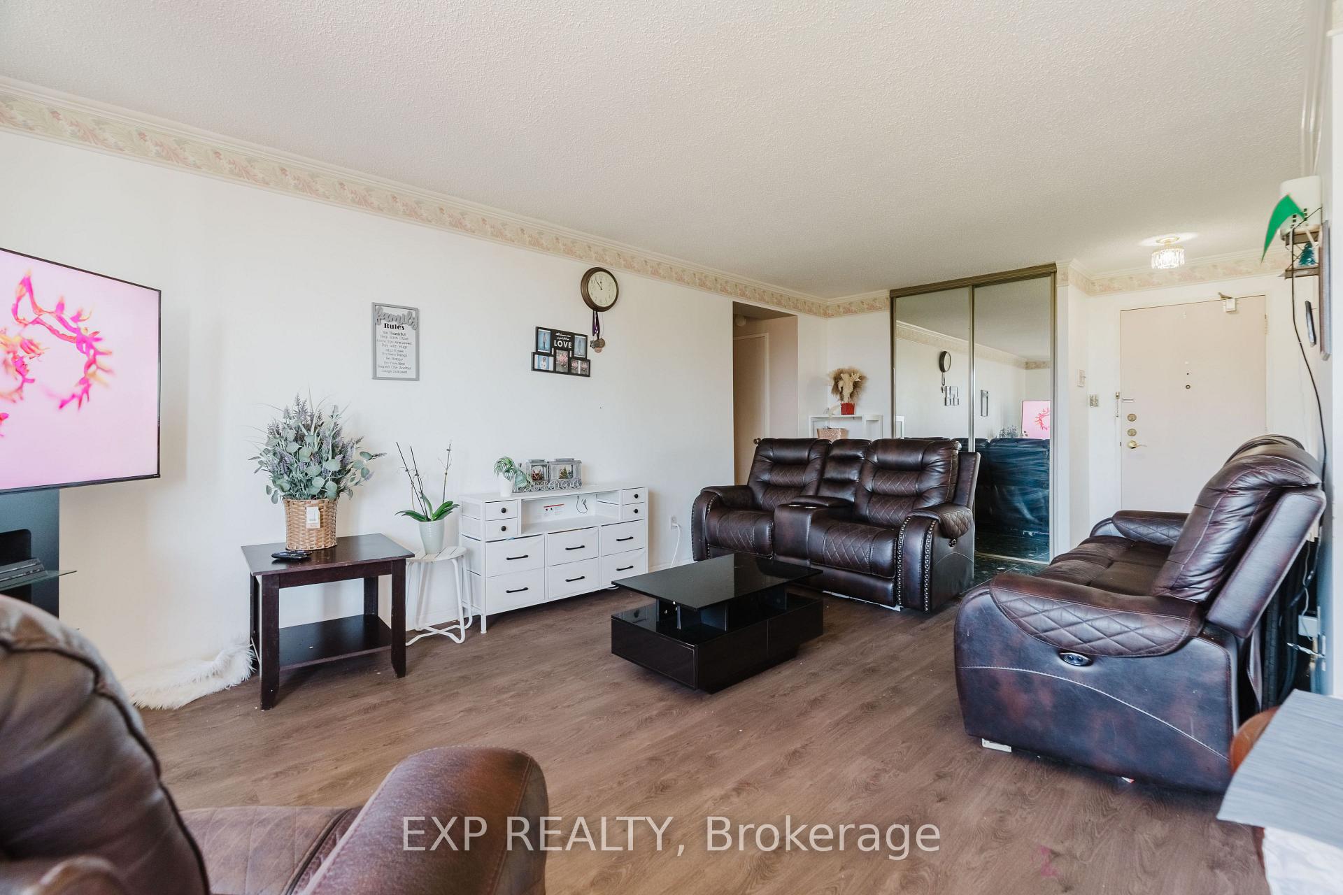 Photo 14 of Unit 404, 665 Bathgate Drive, Ottawa, Carson Meadows — HOMEH