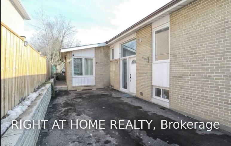 Photo 1 of Unit (Main), 9 Aveline Crescent, Scarborough, Woburn — HOMEH