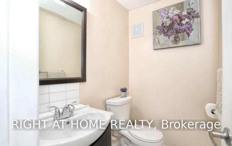 Photo 9 of Unit (Main), 9 Aveline Crescent, Scarborough, Woburn — HOMEH
