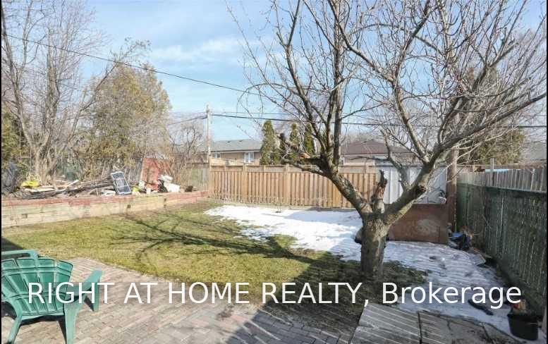 Photo 15 of Unit (Main), 9 Aveline Crescent, Scarborough, Woburn — HOMEH