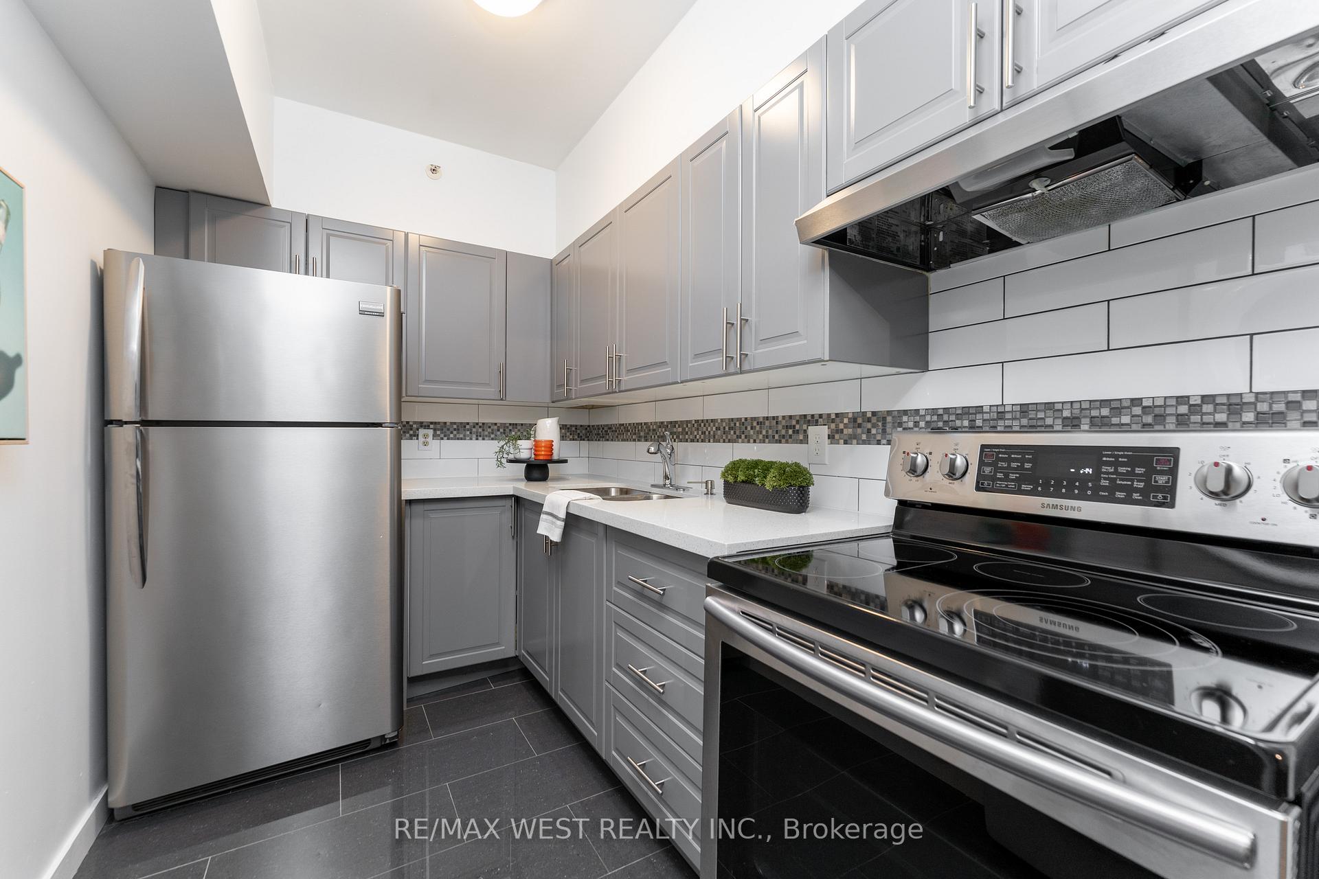 Photo 3 of Unit 414, 5800 Sheppard Avenue E, Scarborough, Malvern — HOMEH