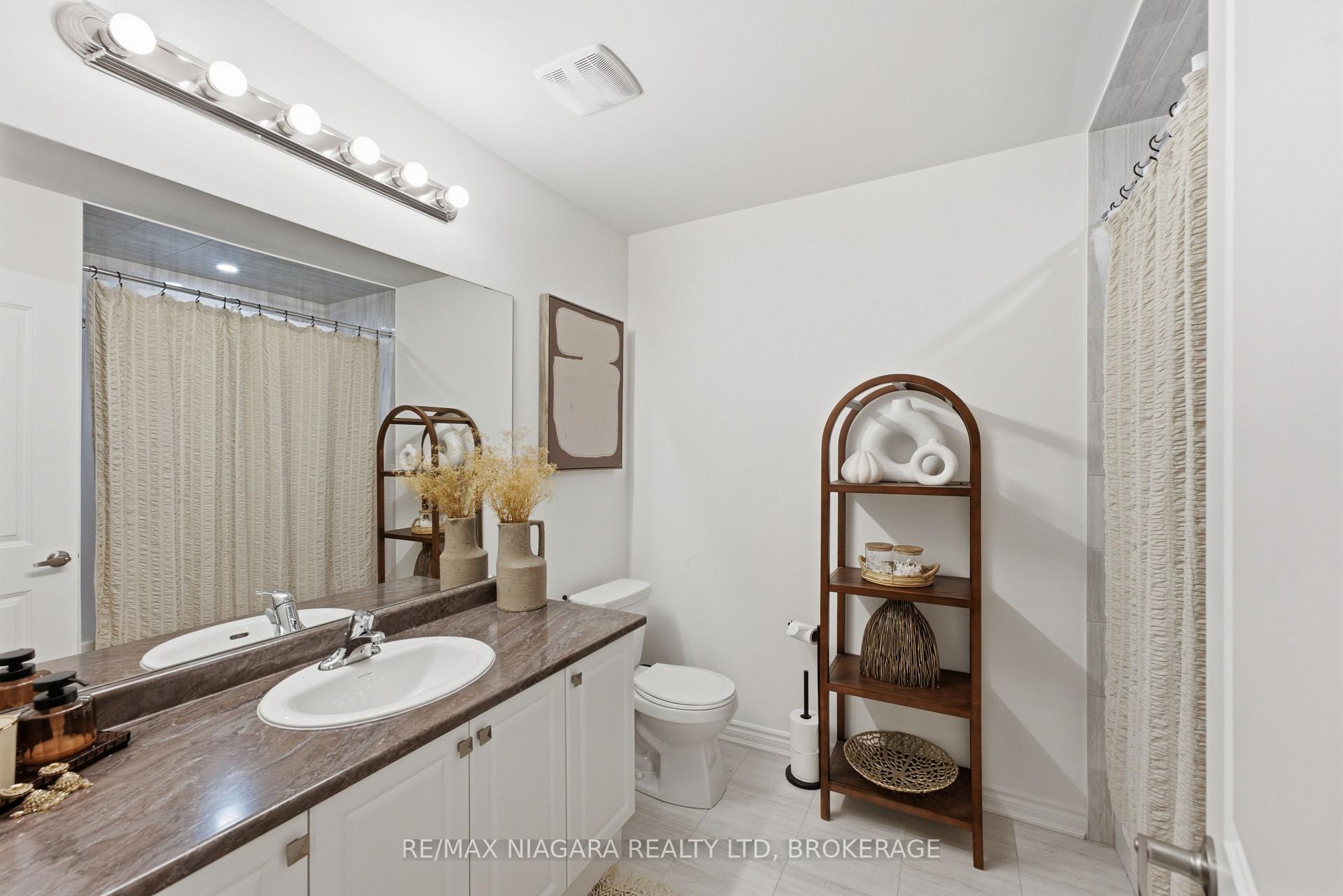 Photo 18 of 56 Sapphire Way, Thorold, Rolling Meadows — HOMEH