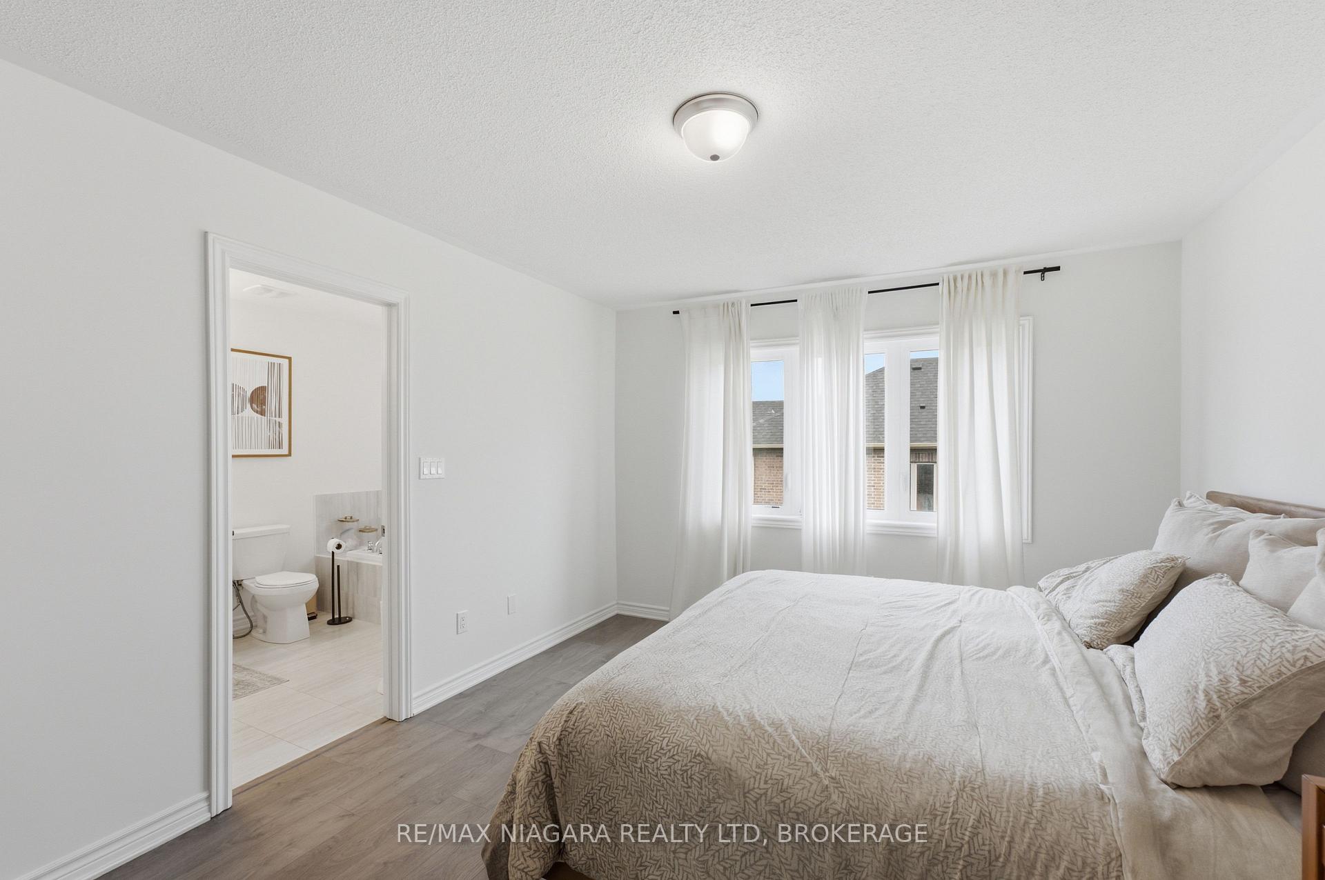 Photo 22 of 56 Sapphire Way, Thorold, Rolling Meadows — HOMEH