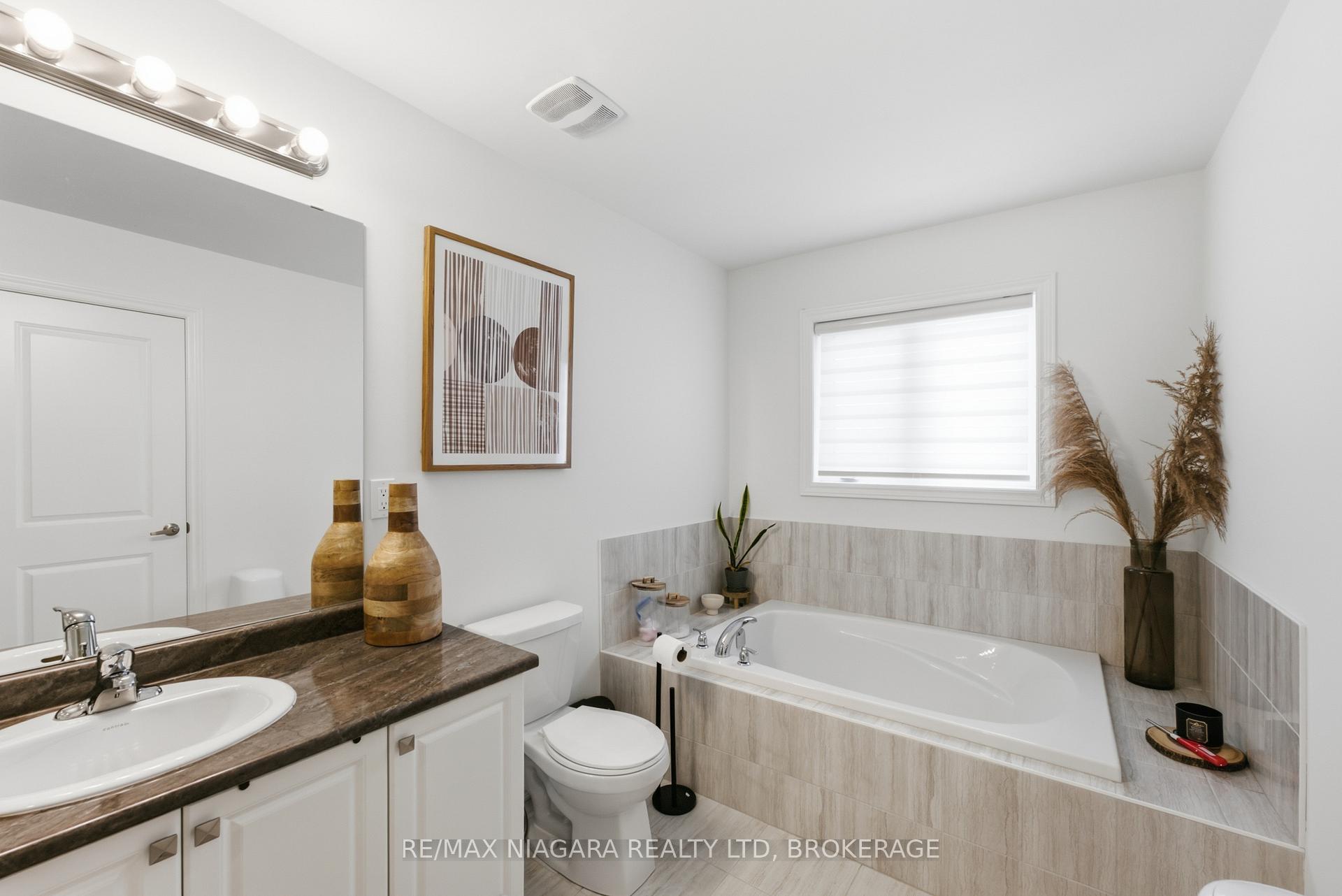 Photo 25 of 56 Sapphire Way, Thorold, Rolling Meadows — HOMEH
