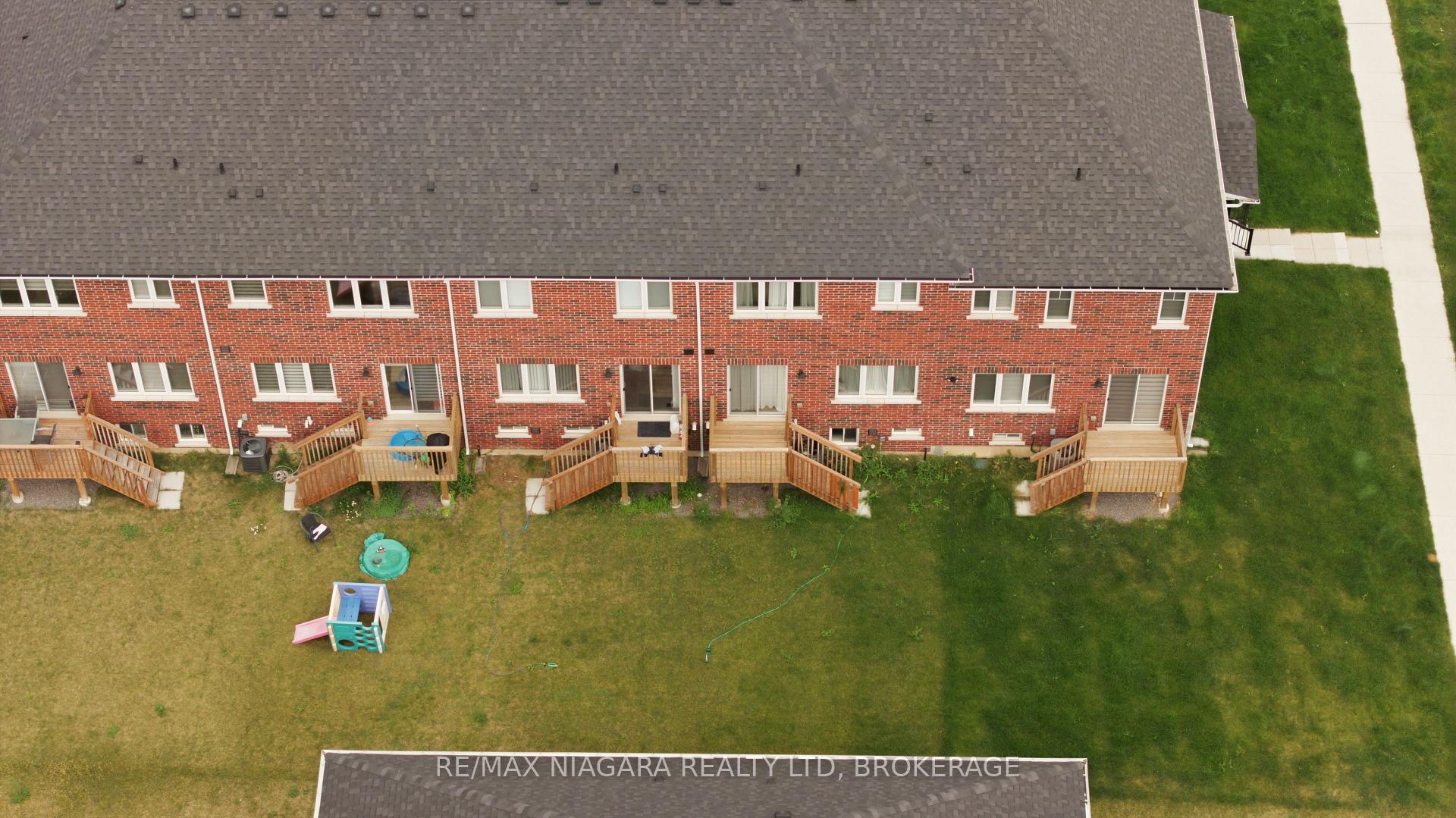 Photo 26 of 56 Sapphire Way, Thorold, Rolling Meadows — HOMEH