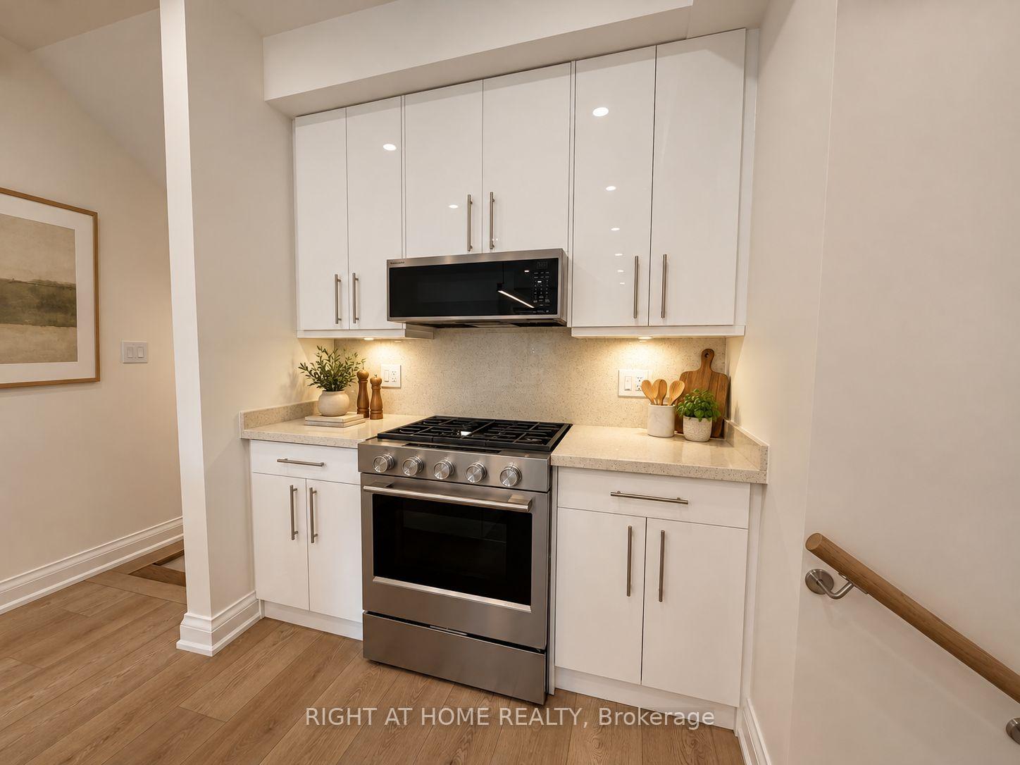 Photo 5 of Unit 4, 57 Hepbourne Street, Toronto, Dufferin Grove — HOMEH