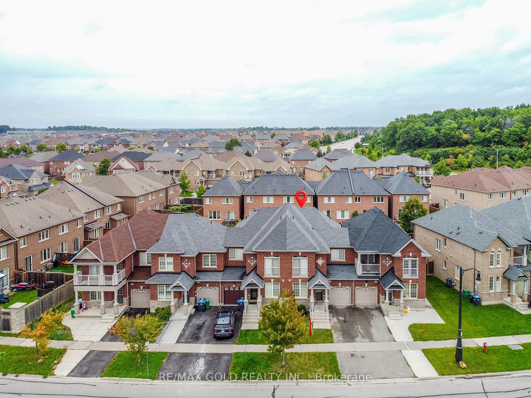 Photo 3 of 131 Olivia Marie Road, Brampton, Bram West — HOMEH
