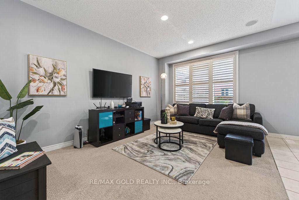Photo 12 of 131 Olivia Marie Road, Brampton, Bram West — HOMEH