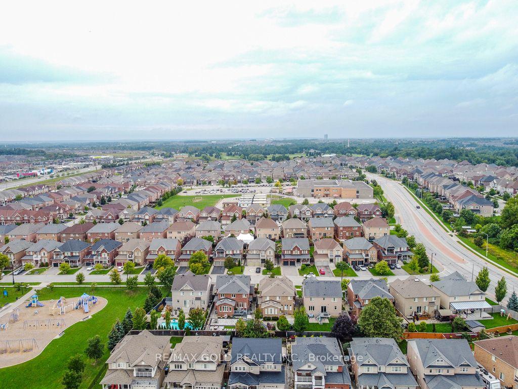Photo 37 of 131 Olivia Marie Road, Brampton, Bram West — HOMEH