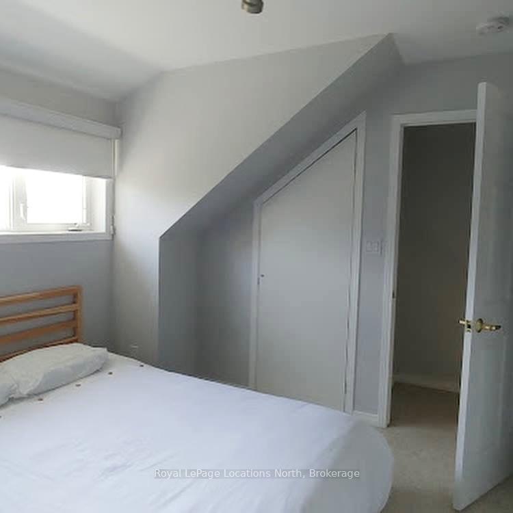 Photo 10 of Unit 13, 937 Cedarpointe Court, Collingwood — HOMEH