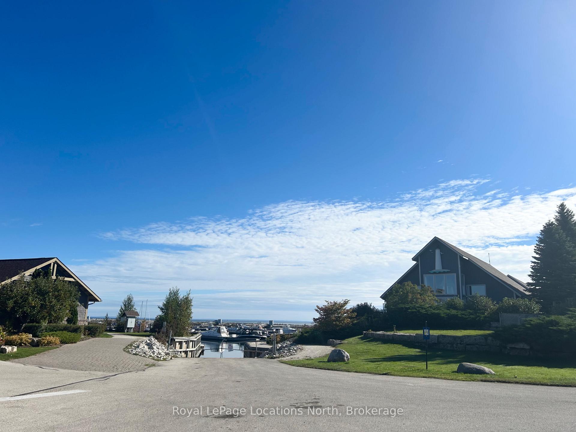 Photo 15 of Unit 13, 937 Cedarpointe Court, Collingwood — HOMEH
