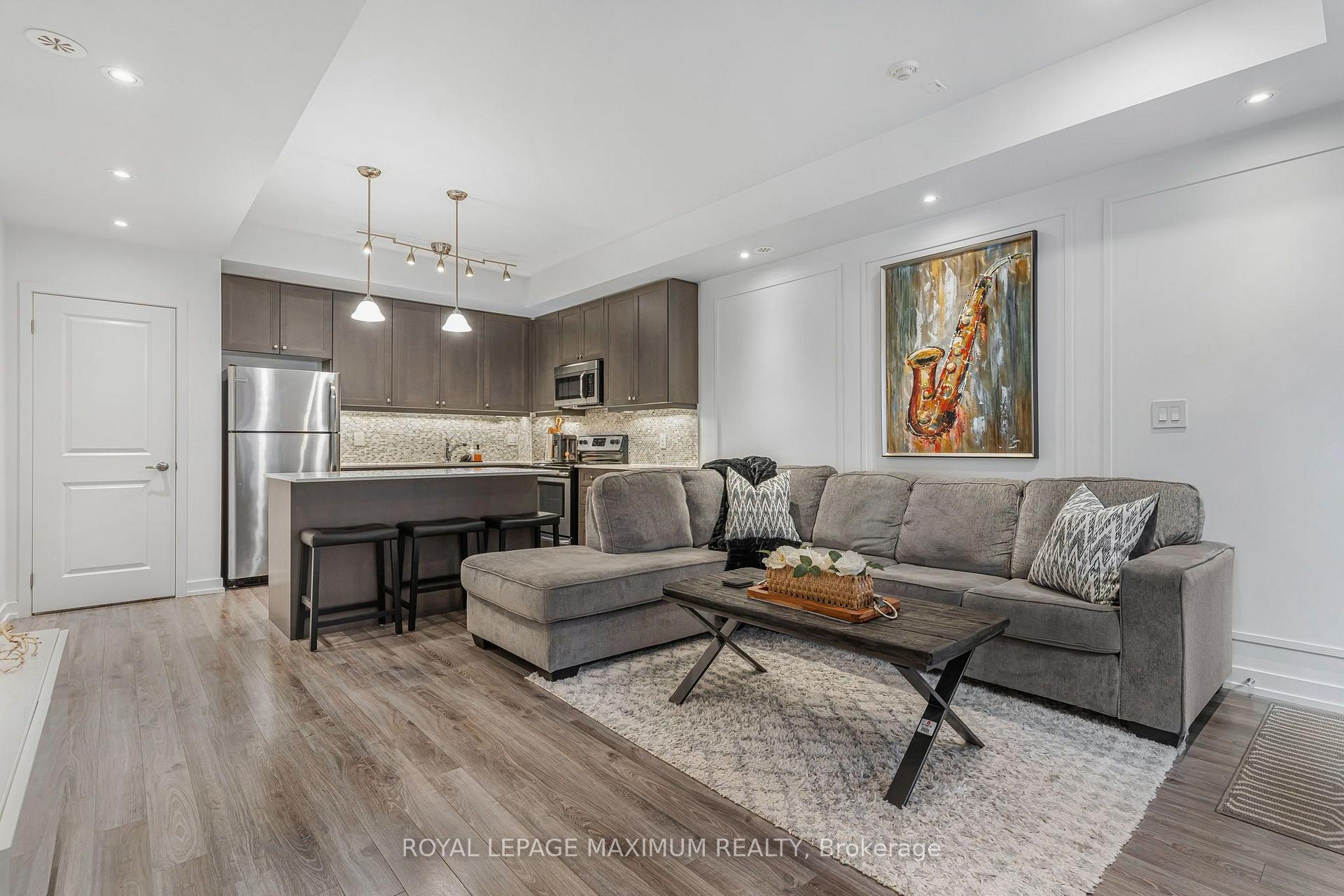 Photo 2 of Unit 2B, 867 Wilson Avenue, North York, Downsview-Roding-CFB — HOMEH